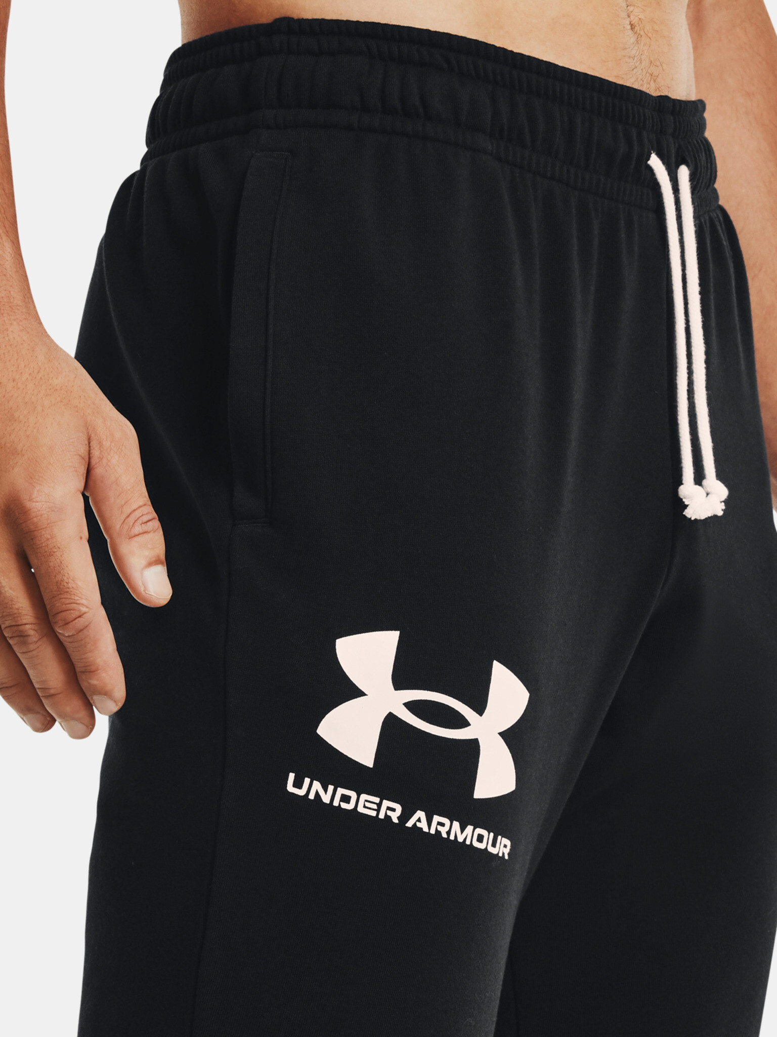 Under Armour RIVAL TERRY JOGGER - černá Tepláky Černá - Pepit.cz