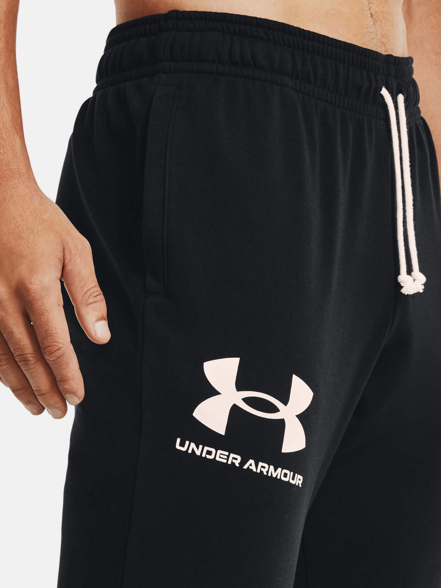 Under Armour RIVAL TERRY JOGGER - černá Tepláky Černá - Pepit.cz