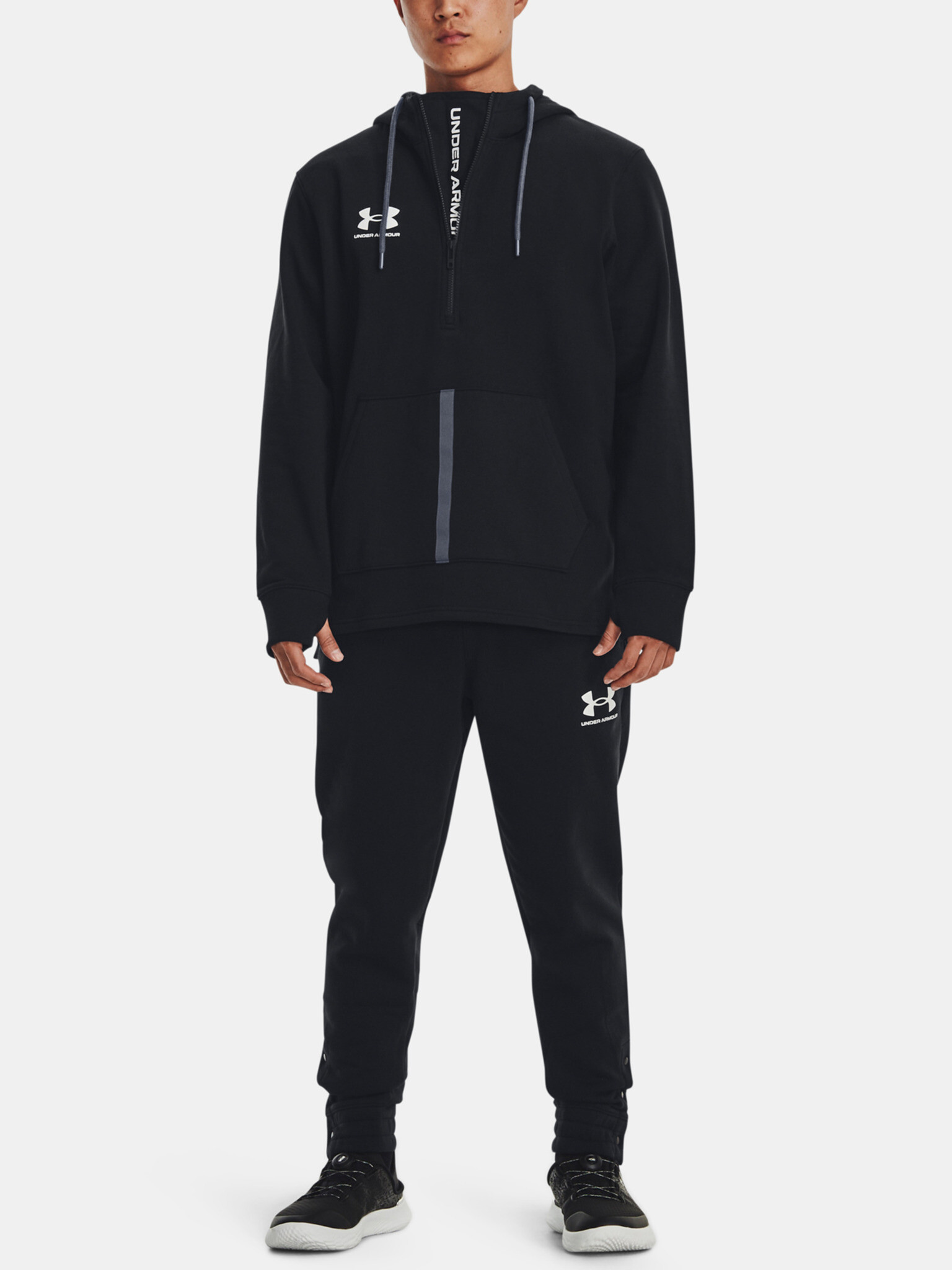 Under Armour UA Accelerate Jogger-BLK Tepláky Černá - Pepit.cz