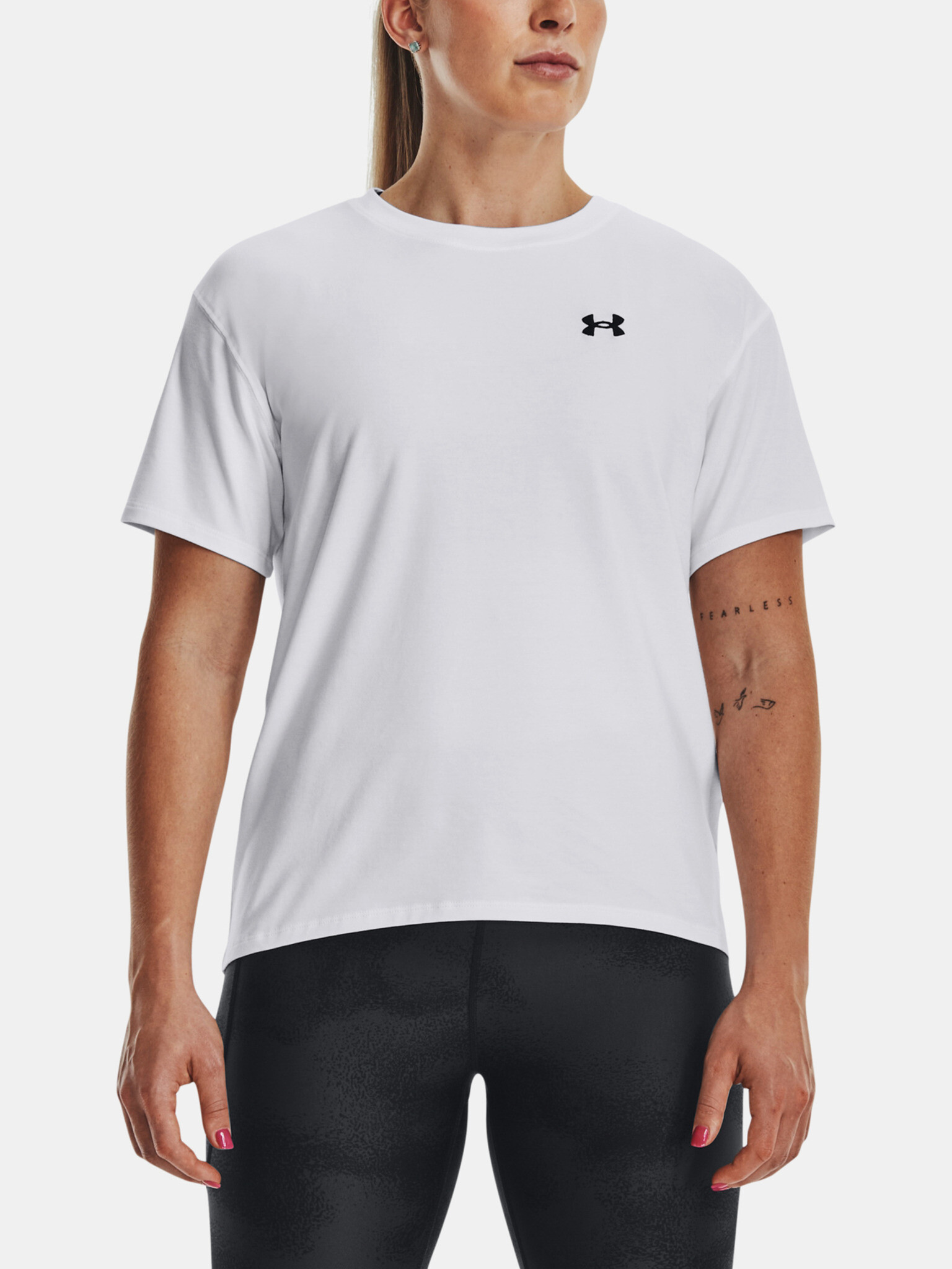 Under Armour UA Esential Cttn Stretch Triko Bílá - Pepit.cz