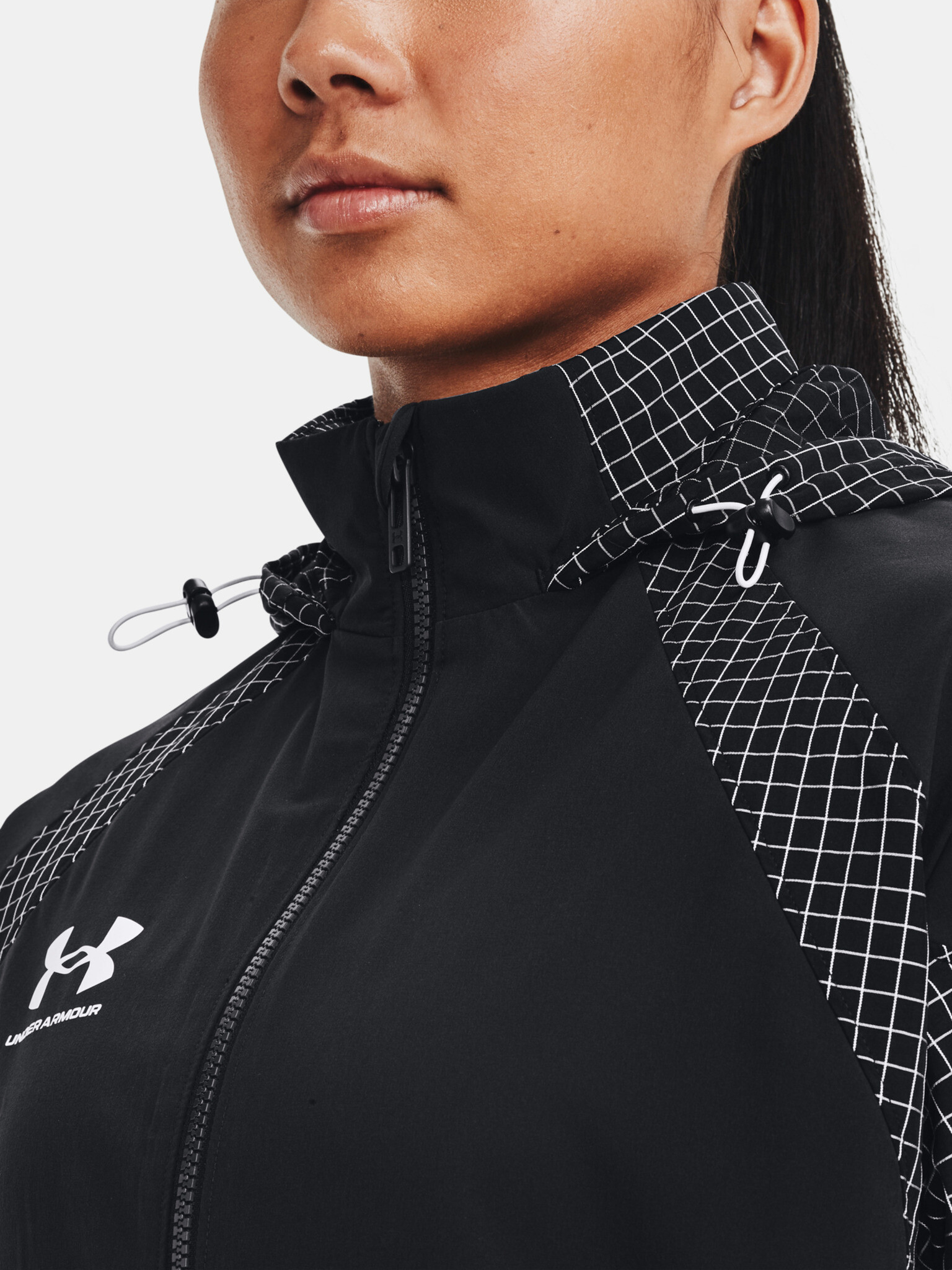 Under Armour UA W Accelerate Track Bunda Černá - Pepit.cz