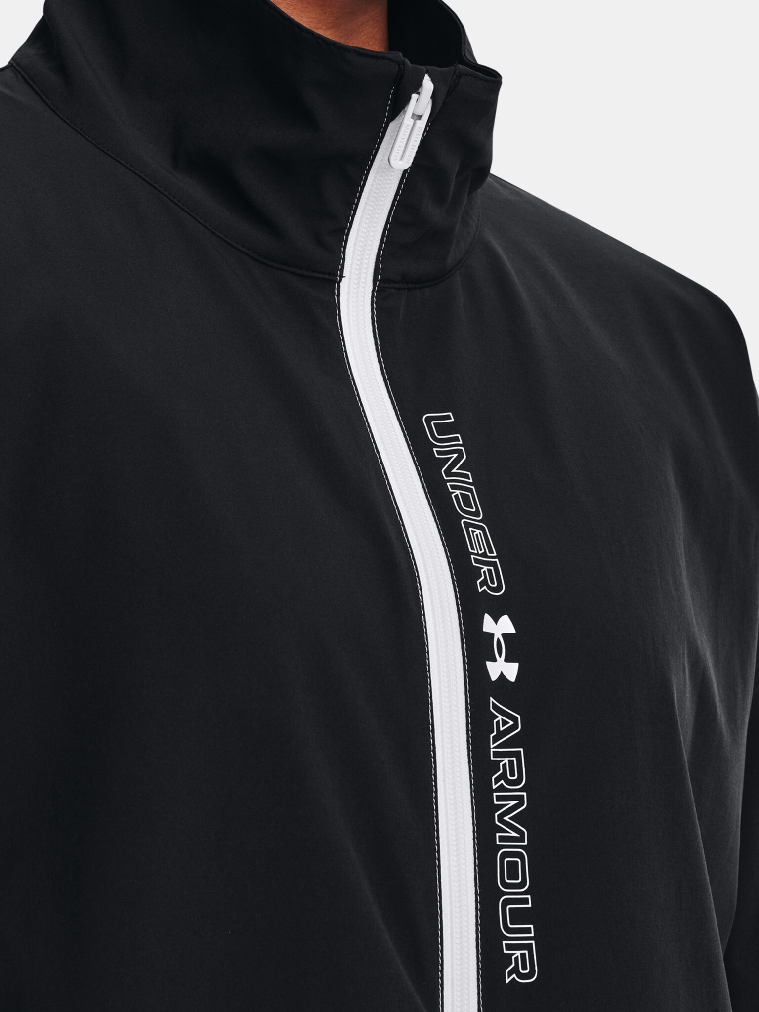 Under Armour Woven FZ Oversized Bunda Černá - Pepit.cz