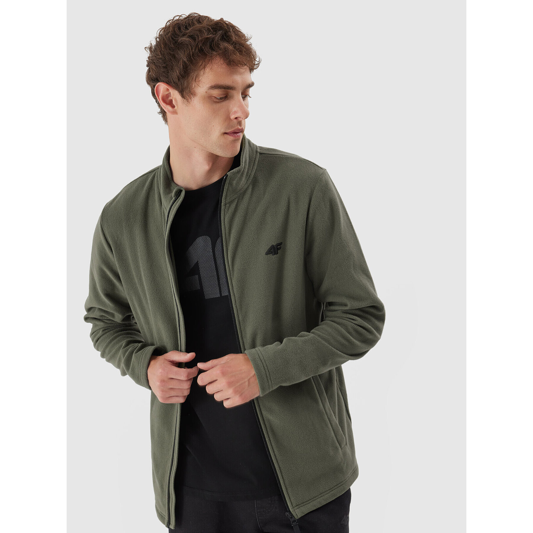 4F Fleecová mikina AW23TFLEM120 Khaki Regular Fit - Pepit.cz