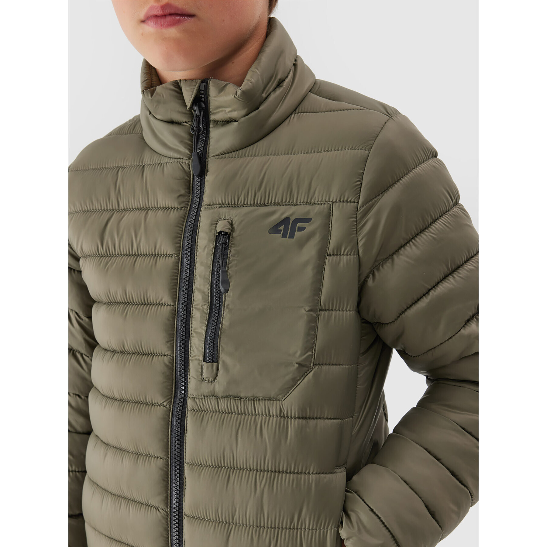 4F Vatovaná bunda JAW23TDJAM220 Khaki Regular Fit - Pepit.cz