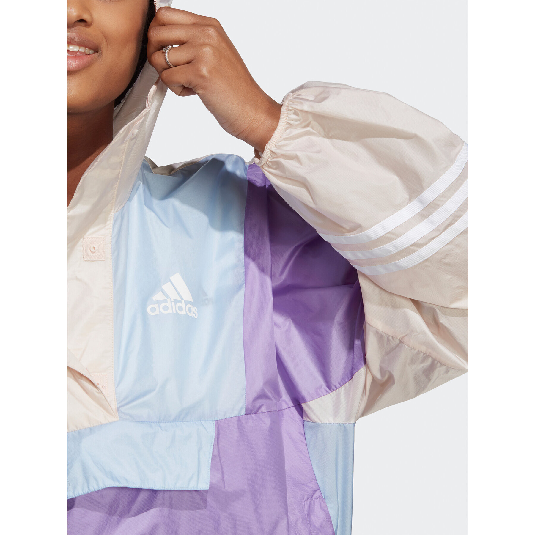 adidas Bunda pro přechodné období WIND.RDY Hooded Anorak HT8718 Fialová Loose Fit - Pepit.cz