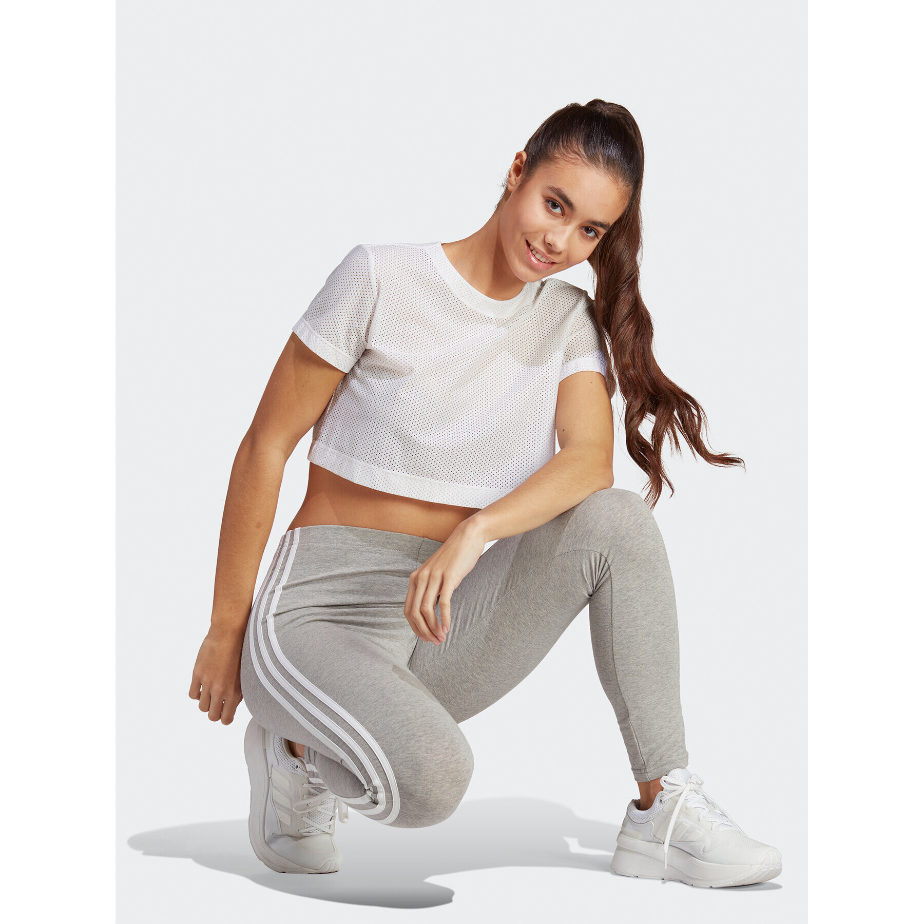 adidas Legíny Essentials 3-Stripes High-Waisted Single Jersey Leggings IC7152 Šedá - Pepit.cz