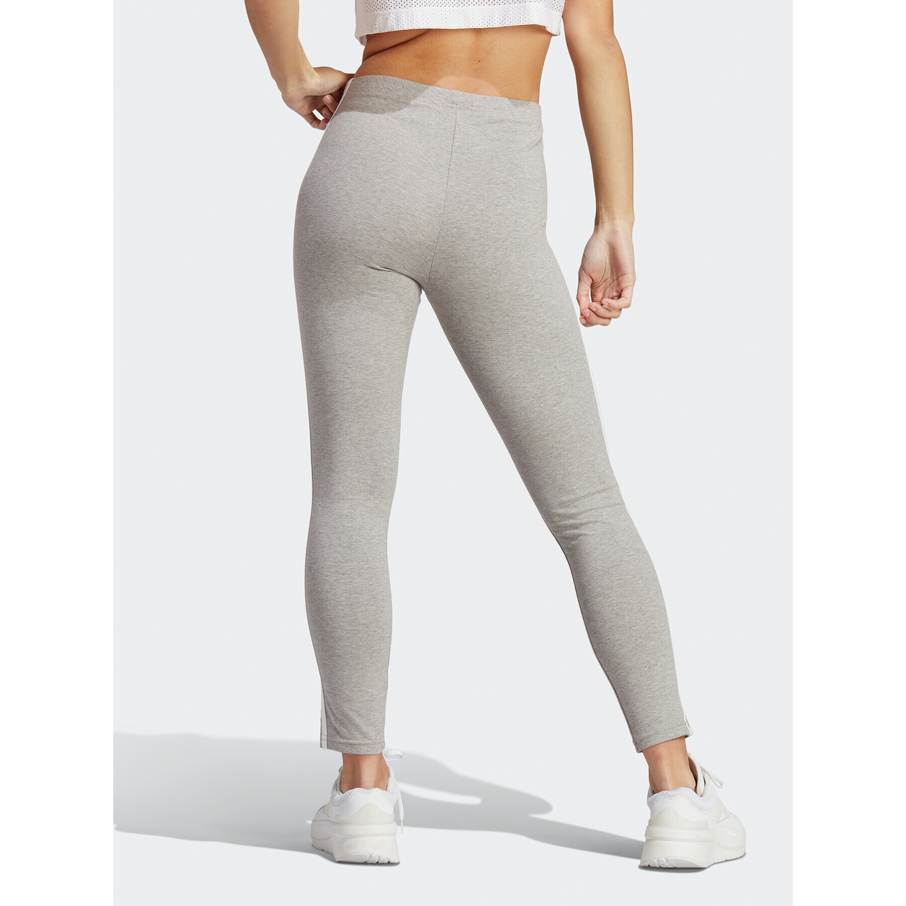 adidas Legíny Essentials 3-Stripes High-Waisted Single Jersey Leggings IC7152 Šedá - Pepit.cz