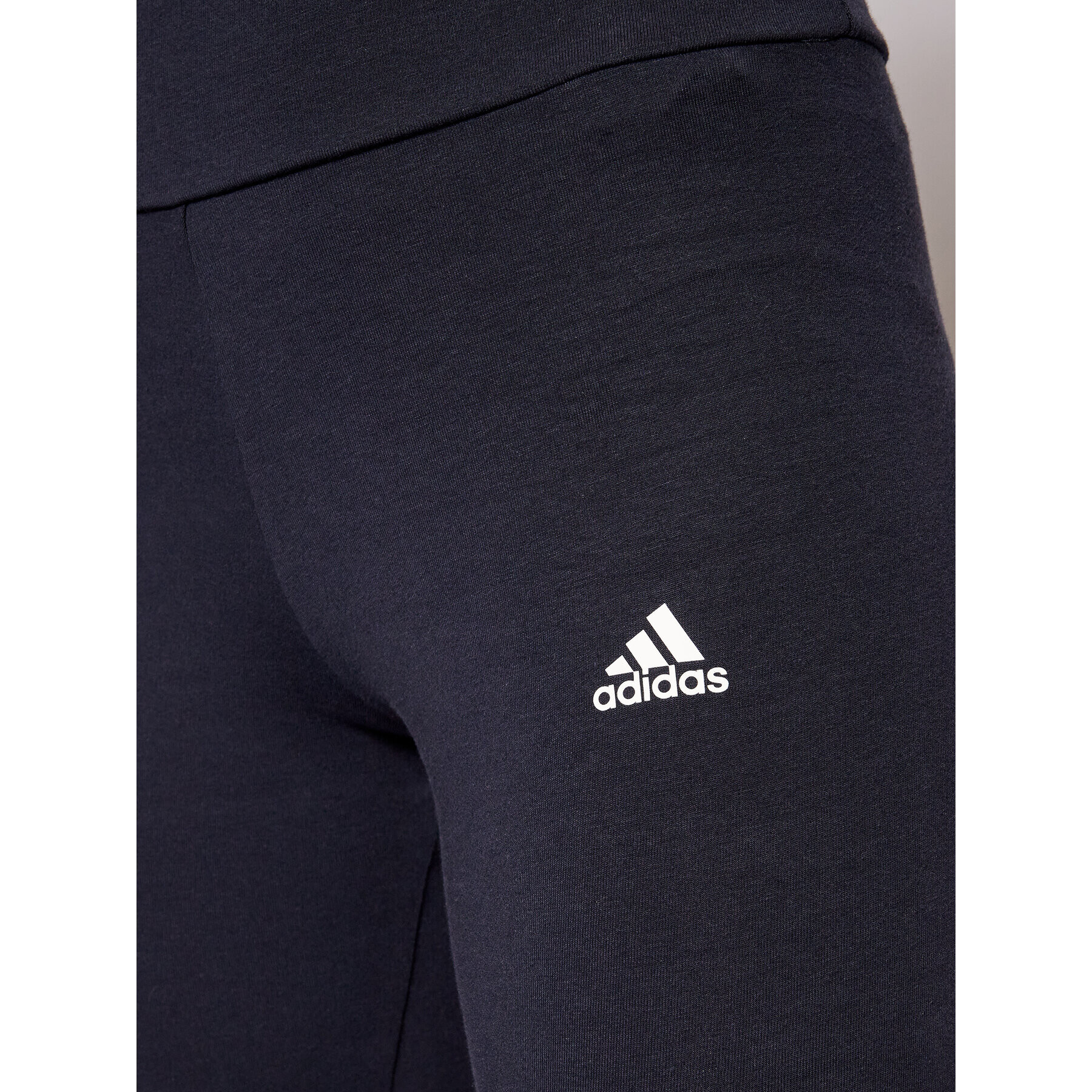 adidas Legíny Essentials Logo H07781 Tmavomodrá Extra Slim Fit - Pepit.cz