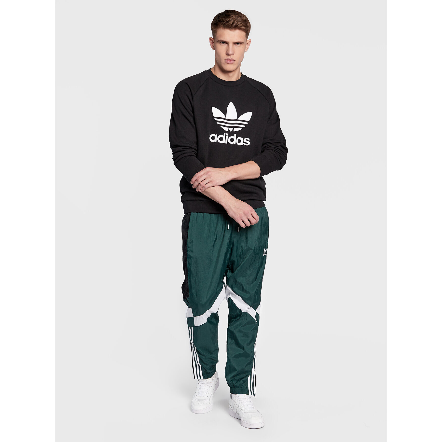 adidas Mikina adicolor Classics Trefoil Crewneck IA4854 Černá Regular Fit - Pepit.cz