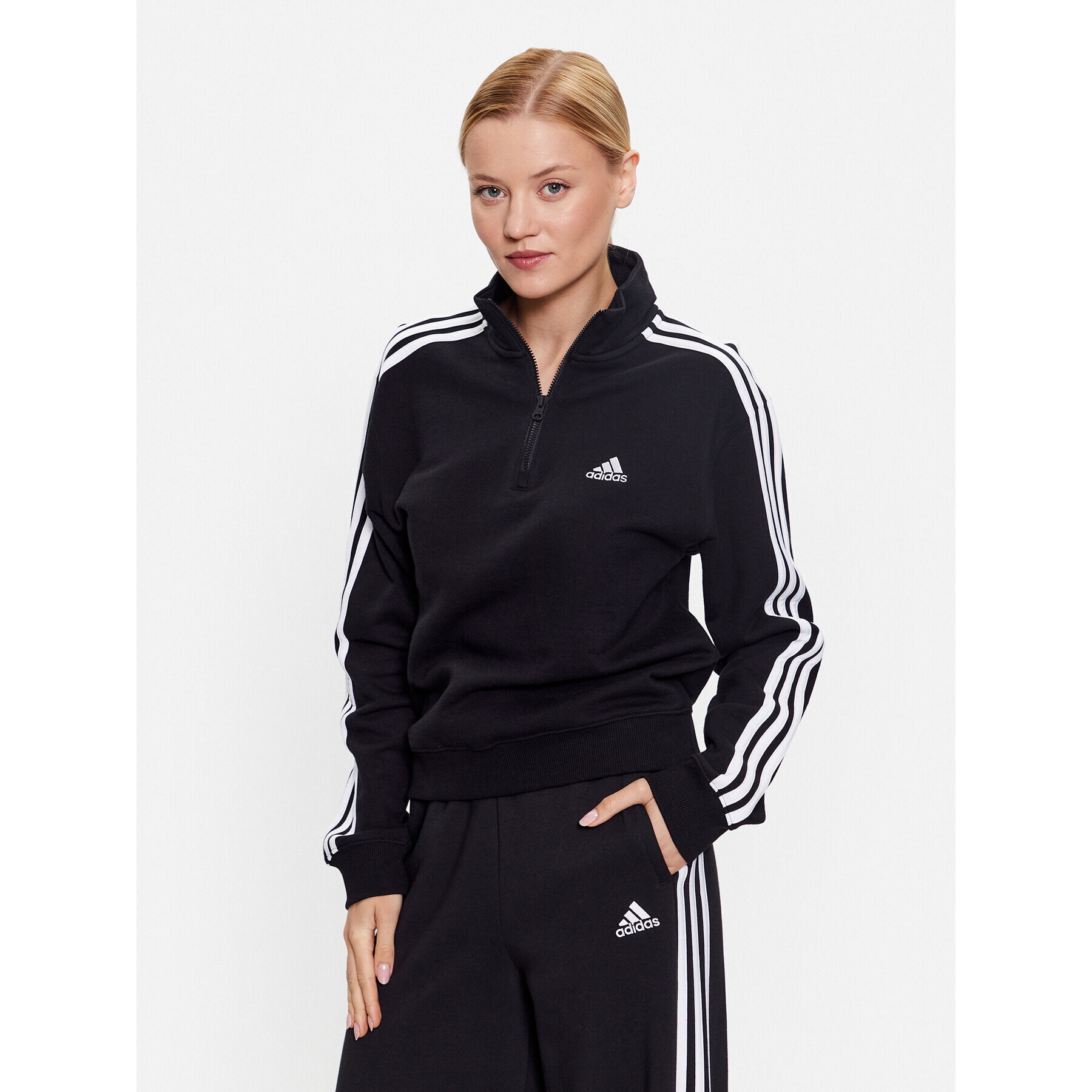 adidas Mikina Essentials 3-Stripes Quarter-Zip Sweatshirt IC8780 Černá Regular Fit - Pepit.cz