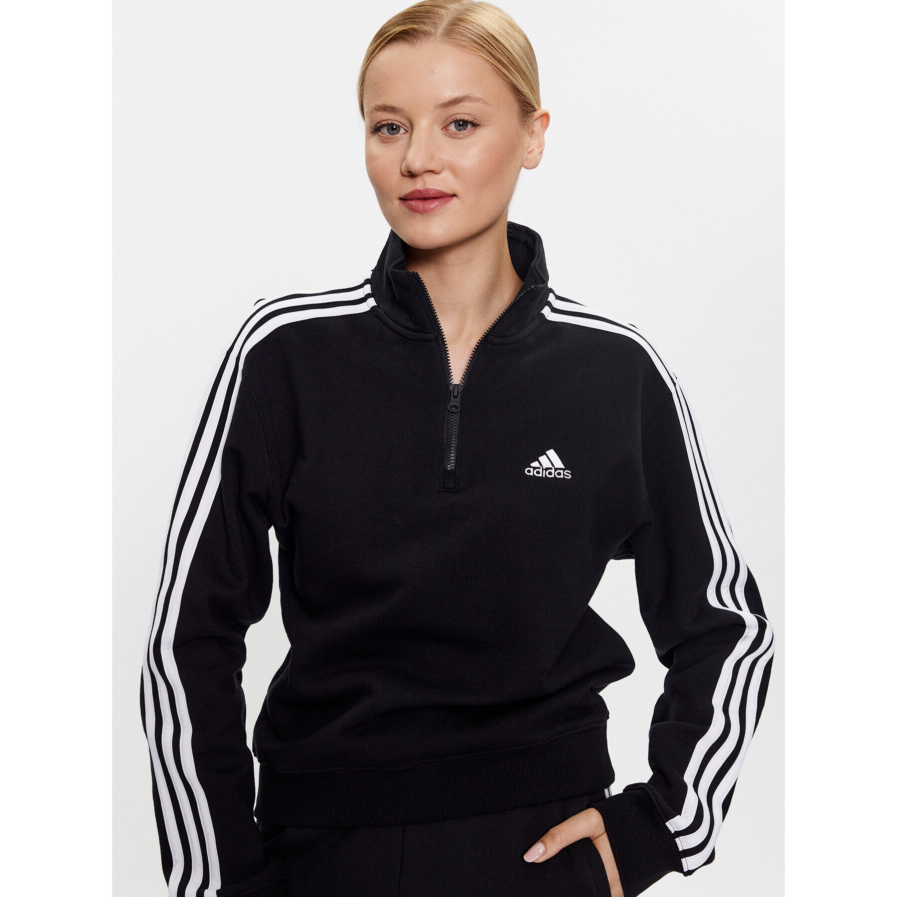 adidas Mikina Essentials 3-Stripes Quarter-Zip Sweatshirt IC8780 Černá Regular Fit - Pepit.cz