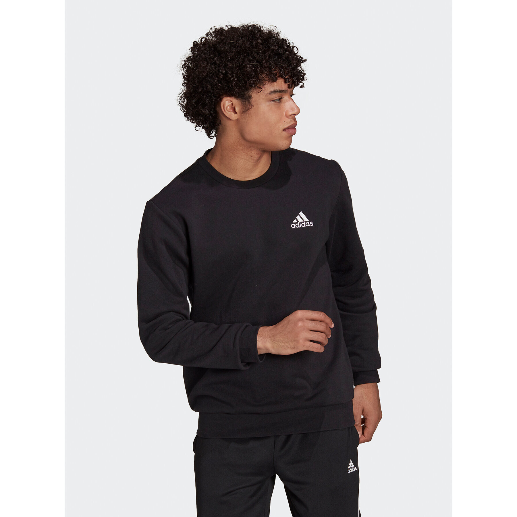 adidas Mikina Essentials Fleece Sweatshirt GV5295 Černá Regular Fit - Pepit.cz