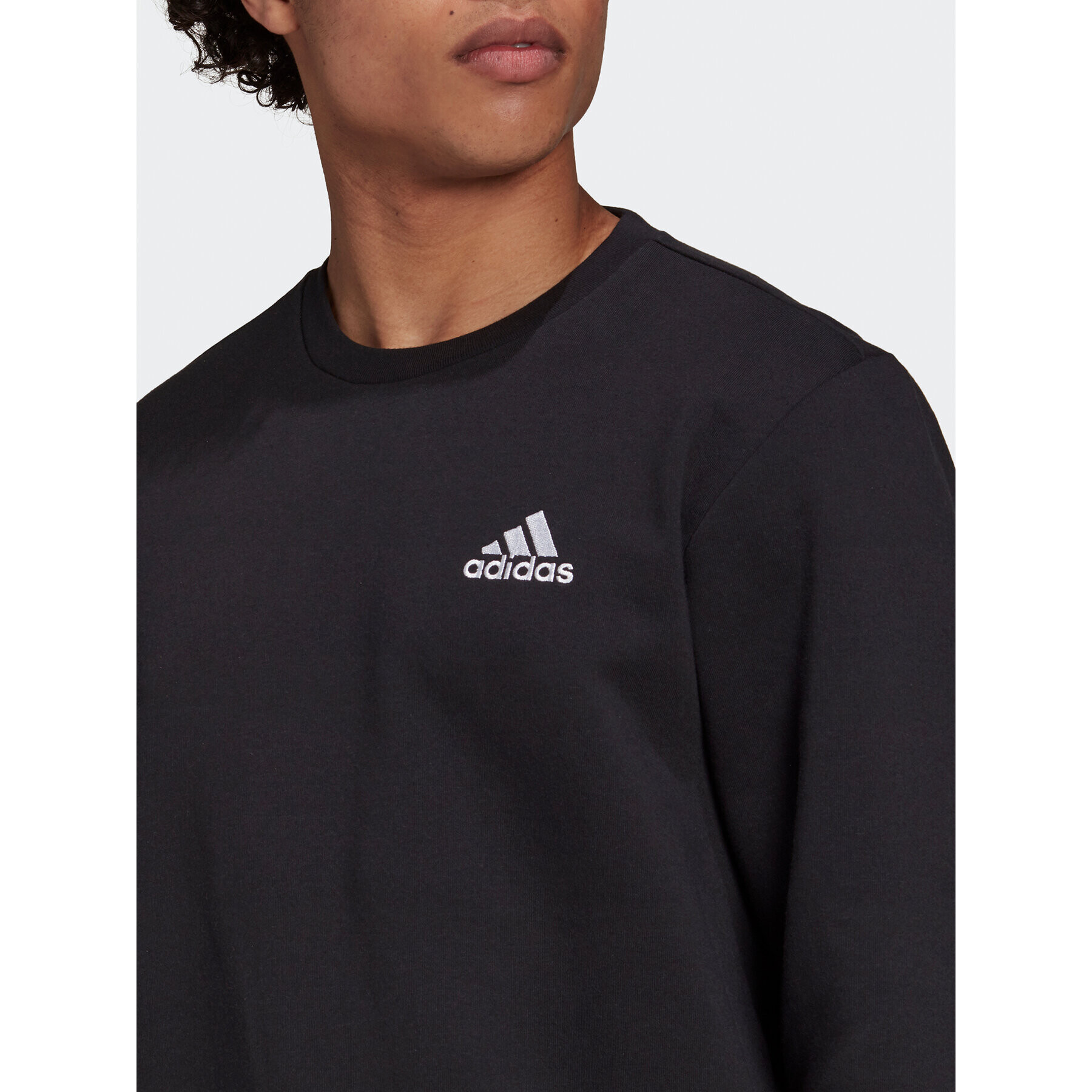 adidas Mikina Essentials Fleece Sweatshirt GV5295 Černá Regular Fit - Pepit.cz