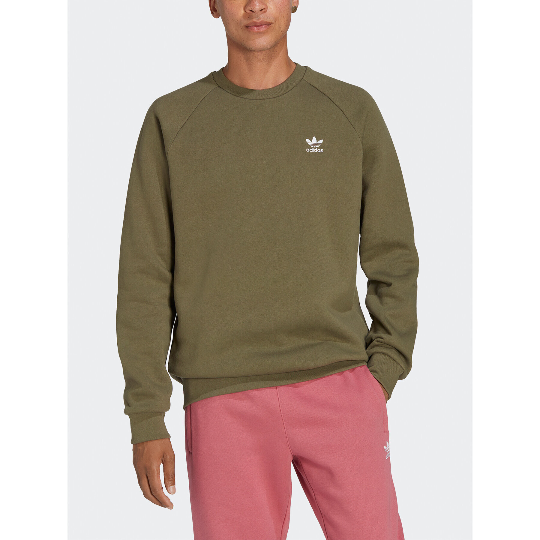 adidas Mikina Trefoil Essentials Crewneck Sweatshirt IB1408 Zelená Regular Fit - Pepit.cz