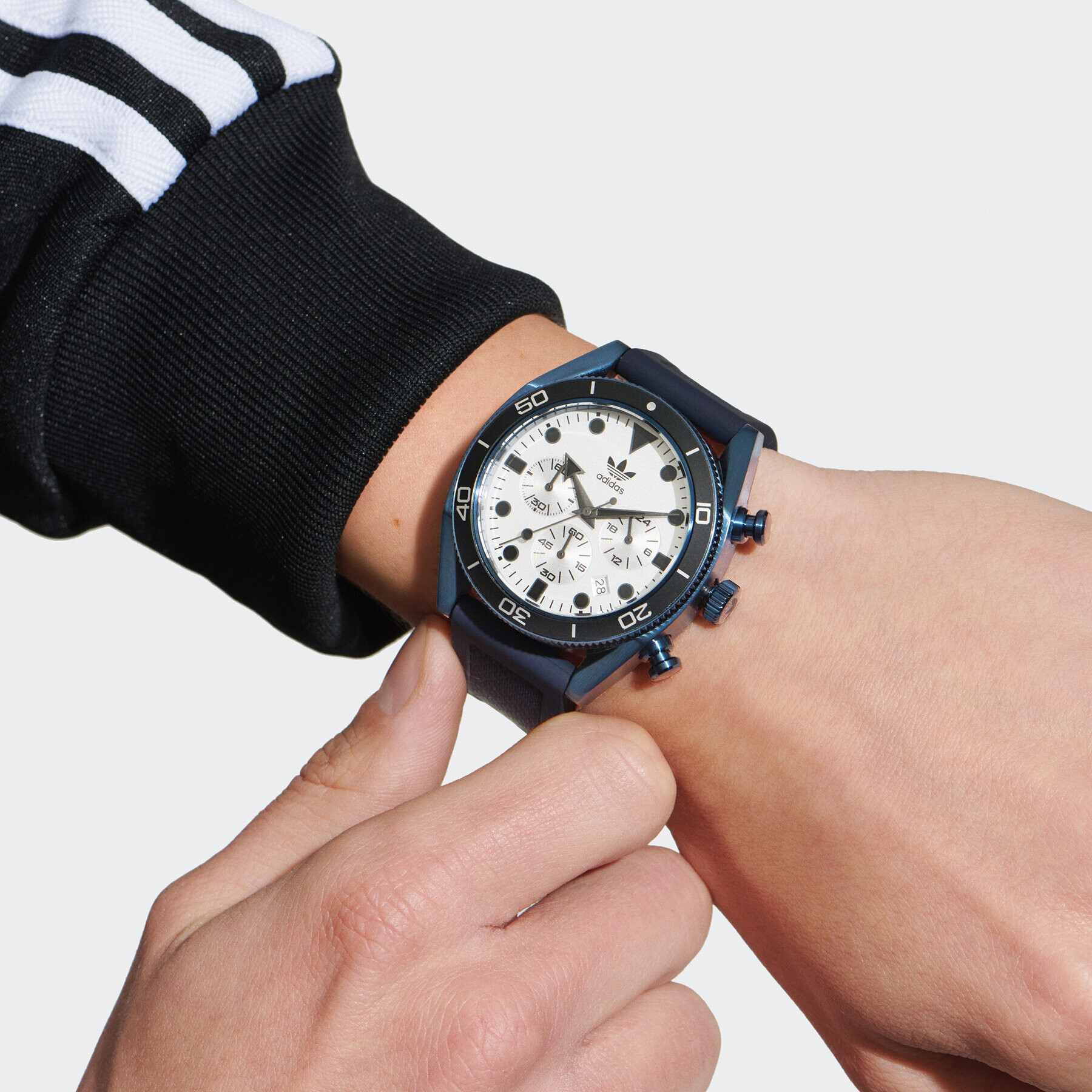 adidas Originals Hodinky Edition Two Chrono Watch AOFH23004 Modrá - Pepit.cz