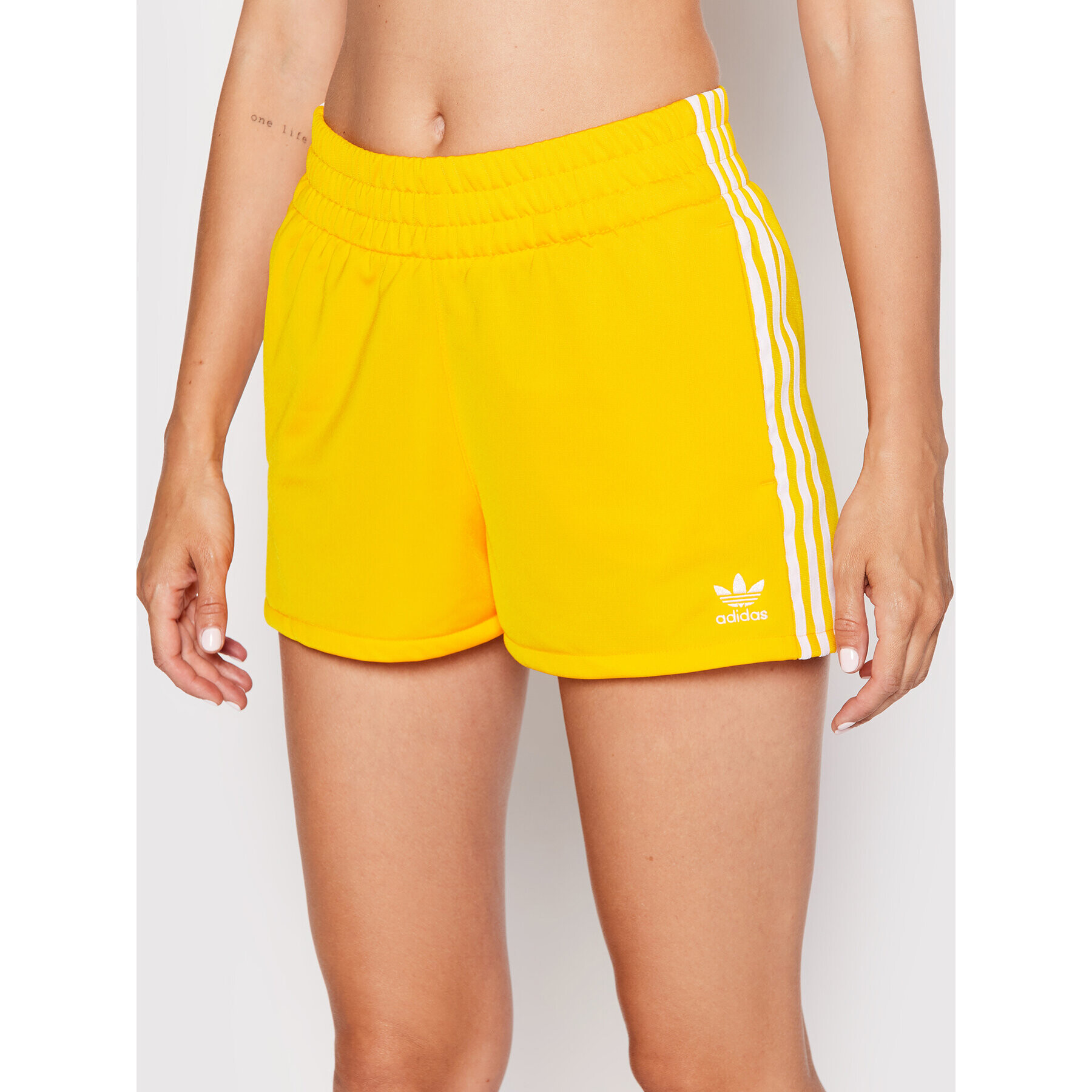 adidas Sportovní kraťasy 3 Str HL6761 Žlutá Regular Fit - Pepit.cz