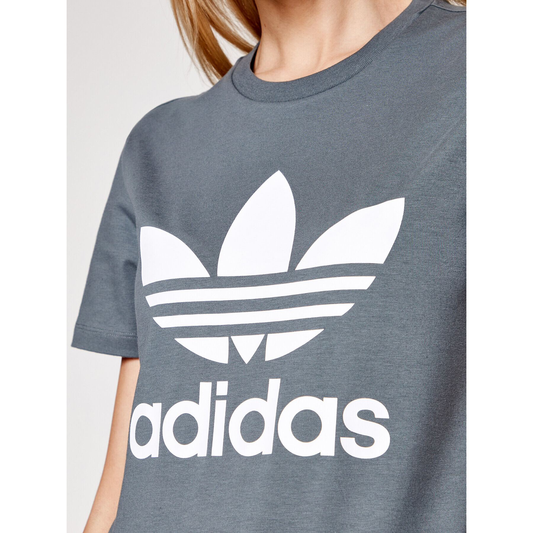 adidas T-Shirt adicolor Classics Trefoil GN2903 Šedá Regular Fit - Pepit.cz