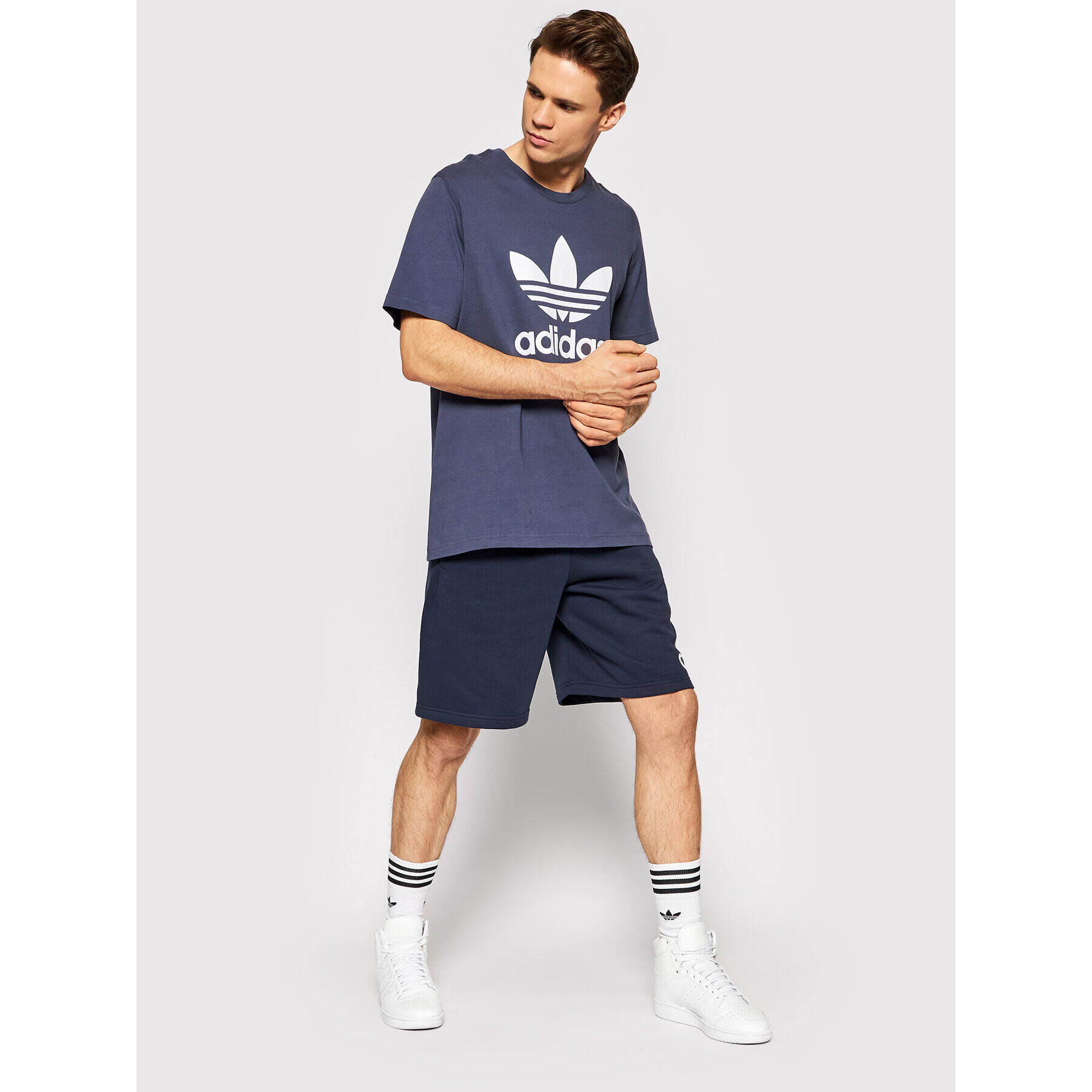 adidas T-Shirt adicolor Classics Trefoil HE9512 Tmavomodrá Regular Fit - Pepit.cz