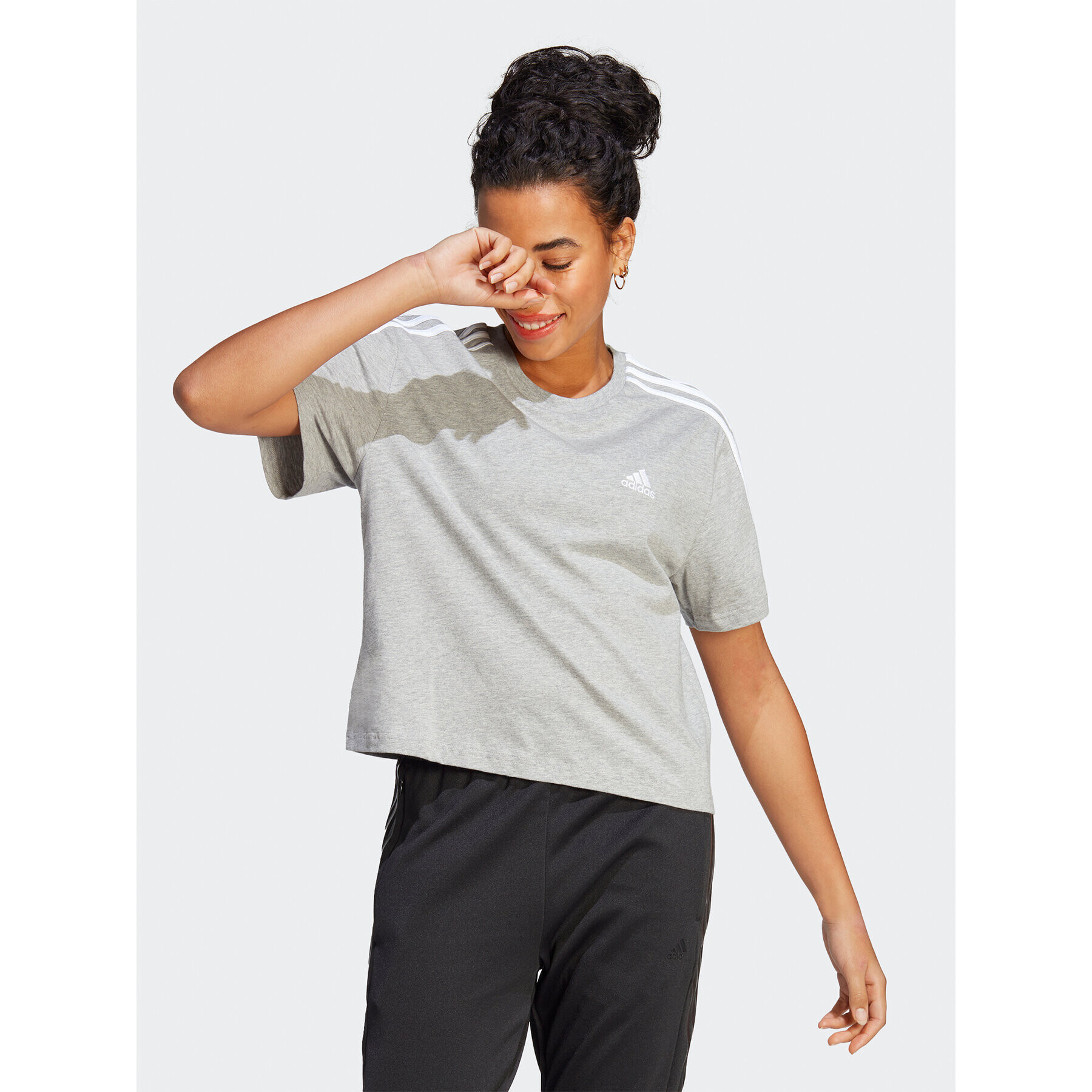 adidas T-Shirt Essentials 3-Stripes Single Jersey Crop Top HR4916 Šedá Loose Fit - Pepit.cz