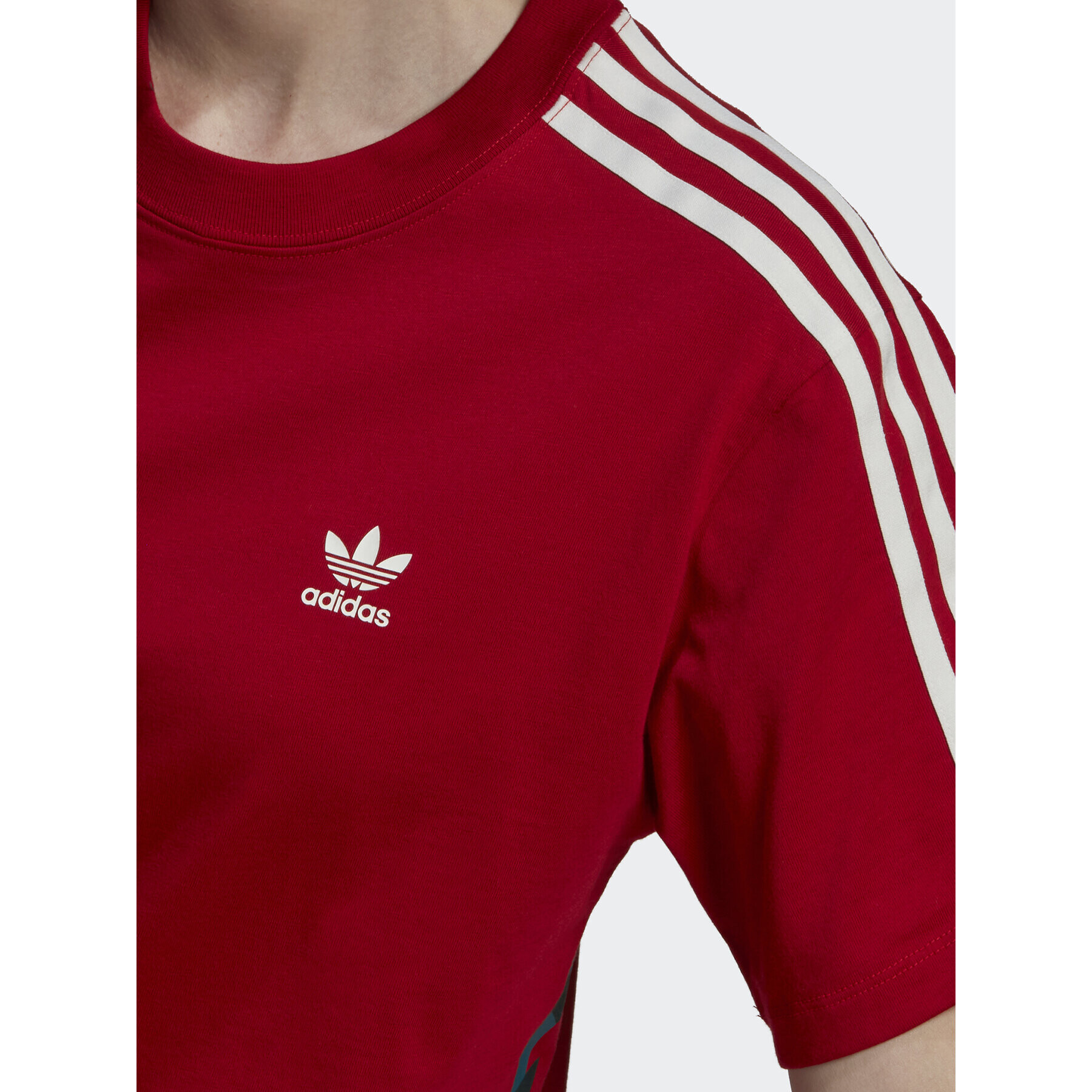 adidas T-Shirt THEBE MAGUGU HK5209 Červená Regular Fit - Pepit.cz