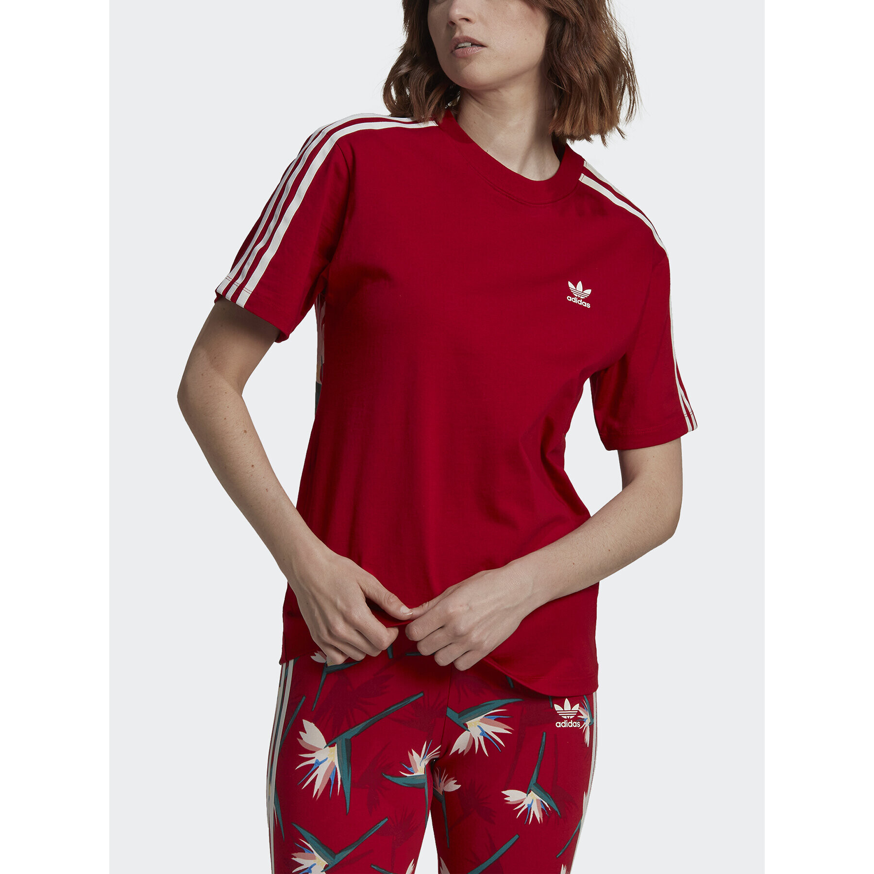 adidas T-Shirt THEBE MAGUGU HK5209 Červená Regular Fit - Pepit.cz