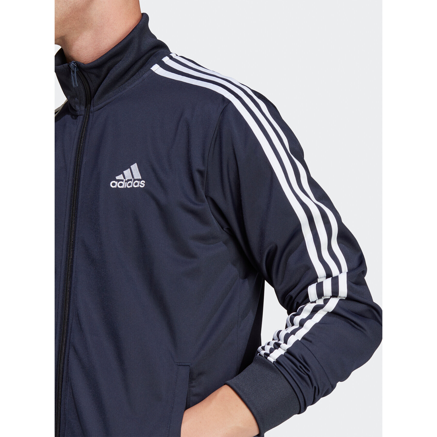 adidas Tepláková souprava Basic 3-Stripes HZ2220 Tmavomodrá Regular Fit - Pepit.cz