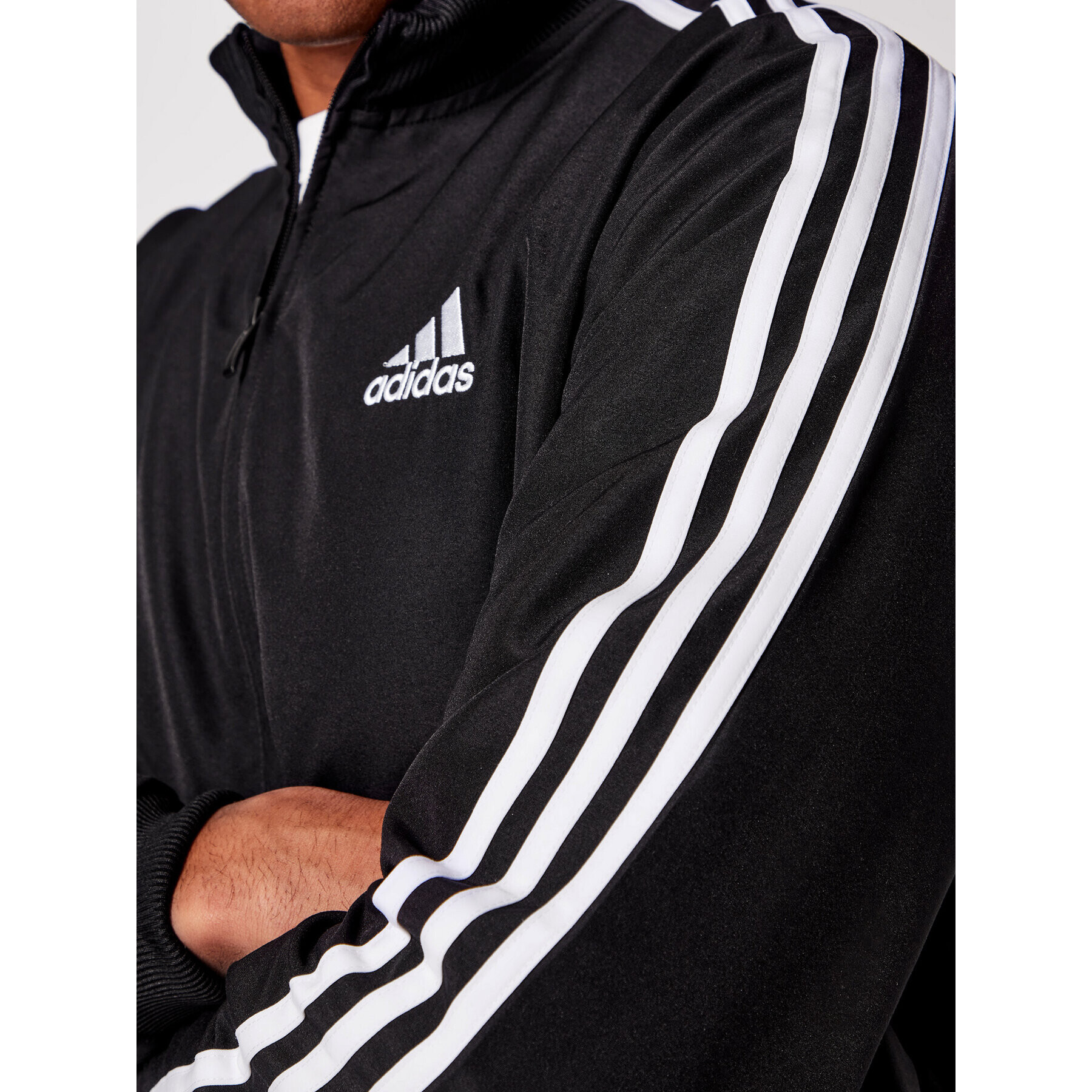 adidas Tepláková souprava Essential GK9950 Černá Regular Fit - Pepit.cz