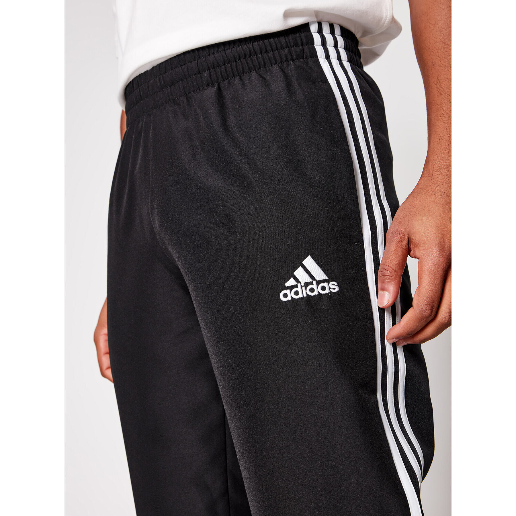 adidas Tepláková souprava Essential GK9950 Černá Regular Fit - Pepit.cz