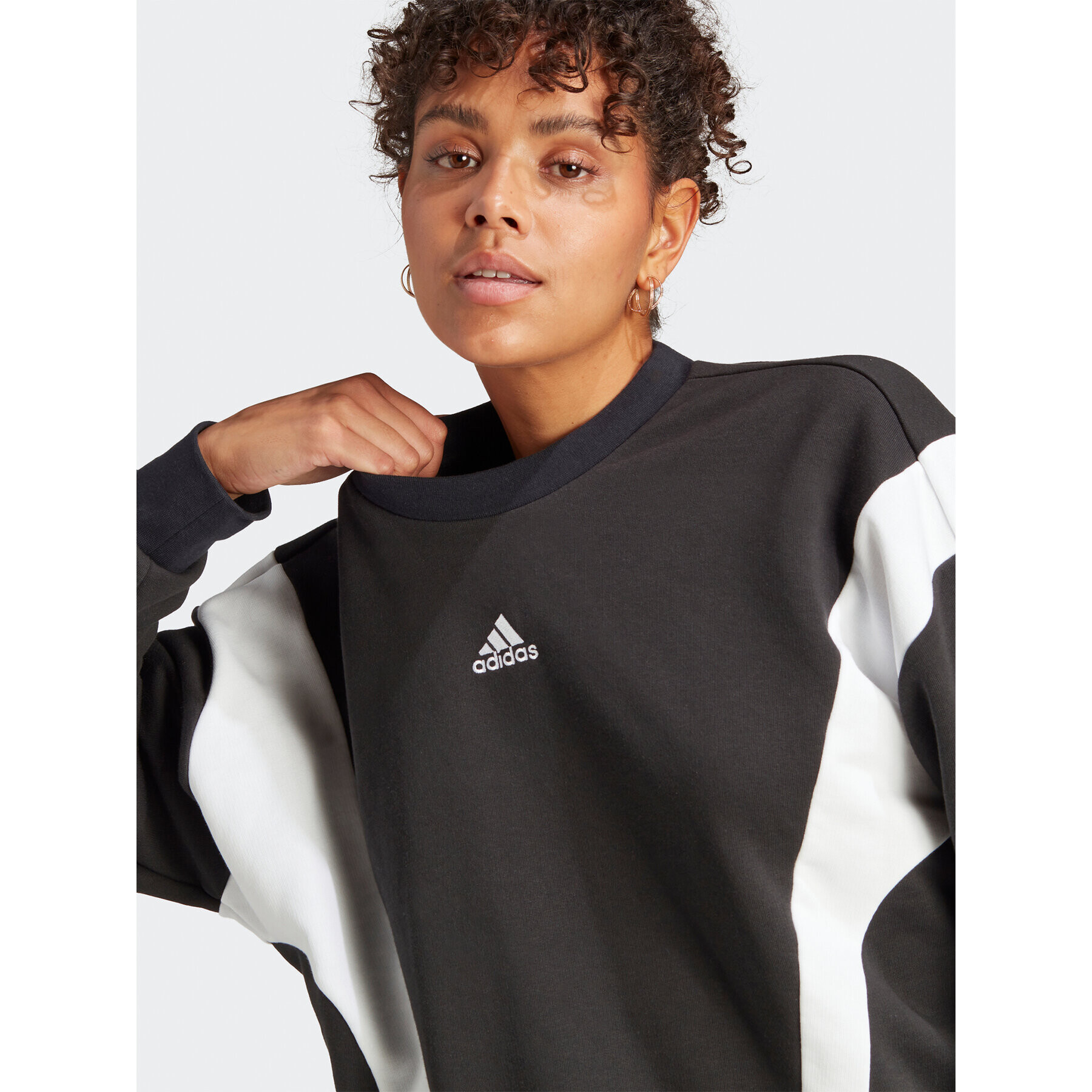 adidas Tepláková souprava Laziday IA3152 Černá Regular Fit - Pepit.cz