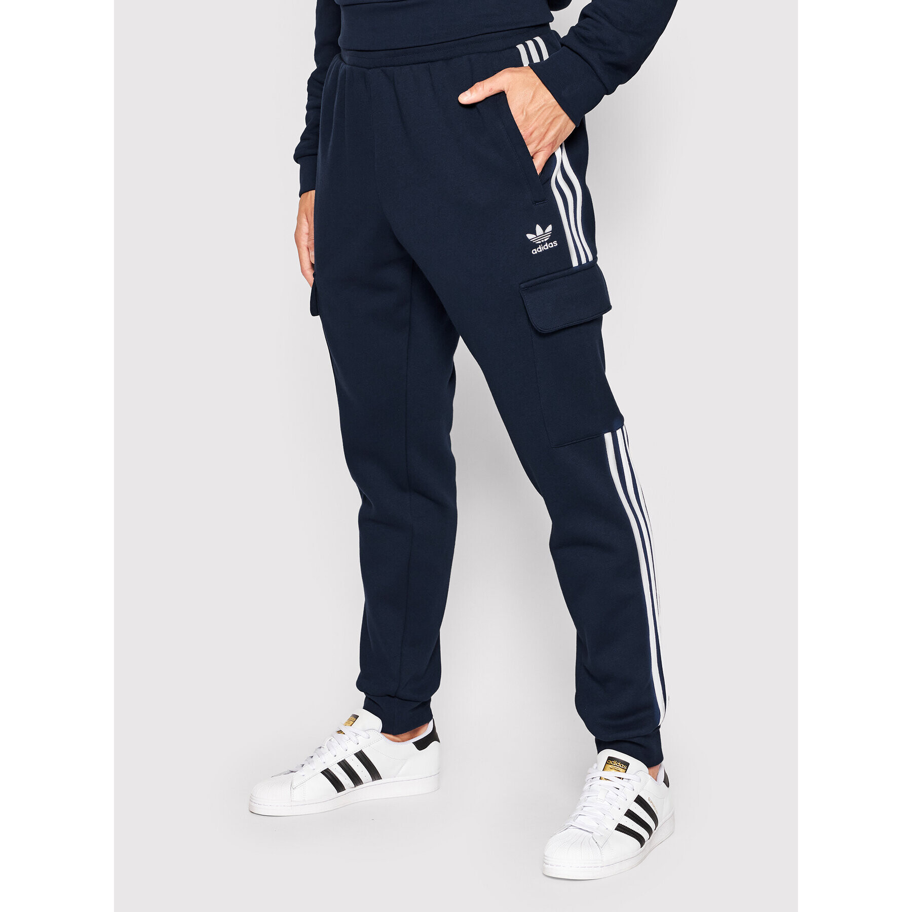 adidas Teplákové kalhoty 3 Stripes HK9687 Tmavomodrá Regular Fit - Pepit.cz