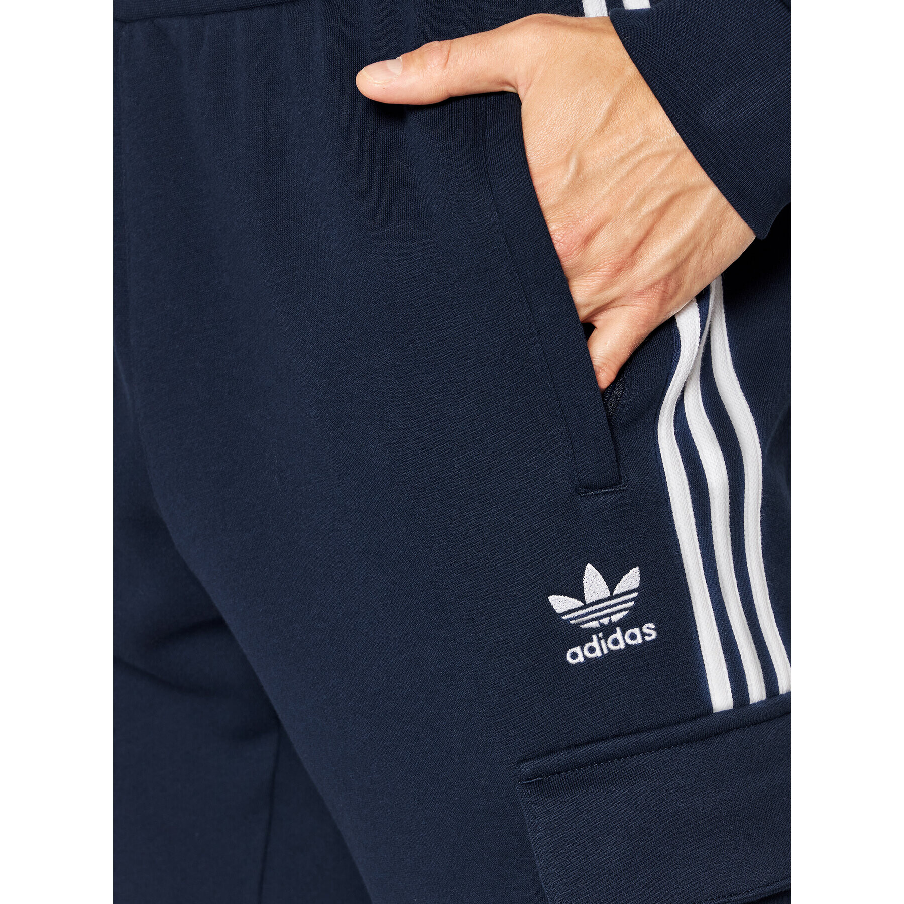 adidas Teplákové kalhoty 3 Stripes HK9687 Tmavomodrá Regular Fit - Pepit.cz