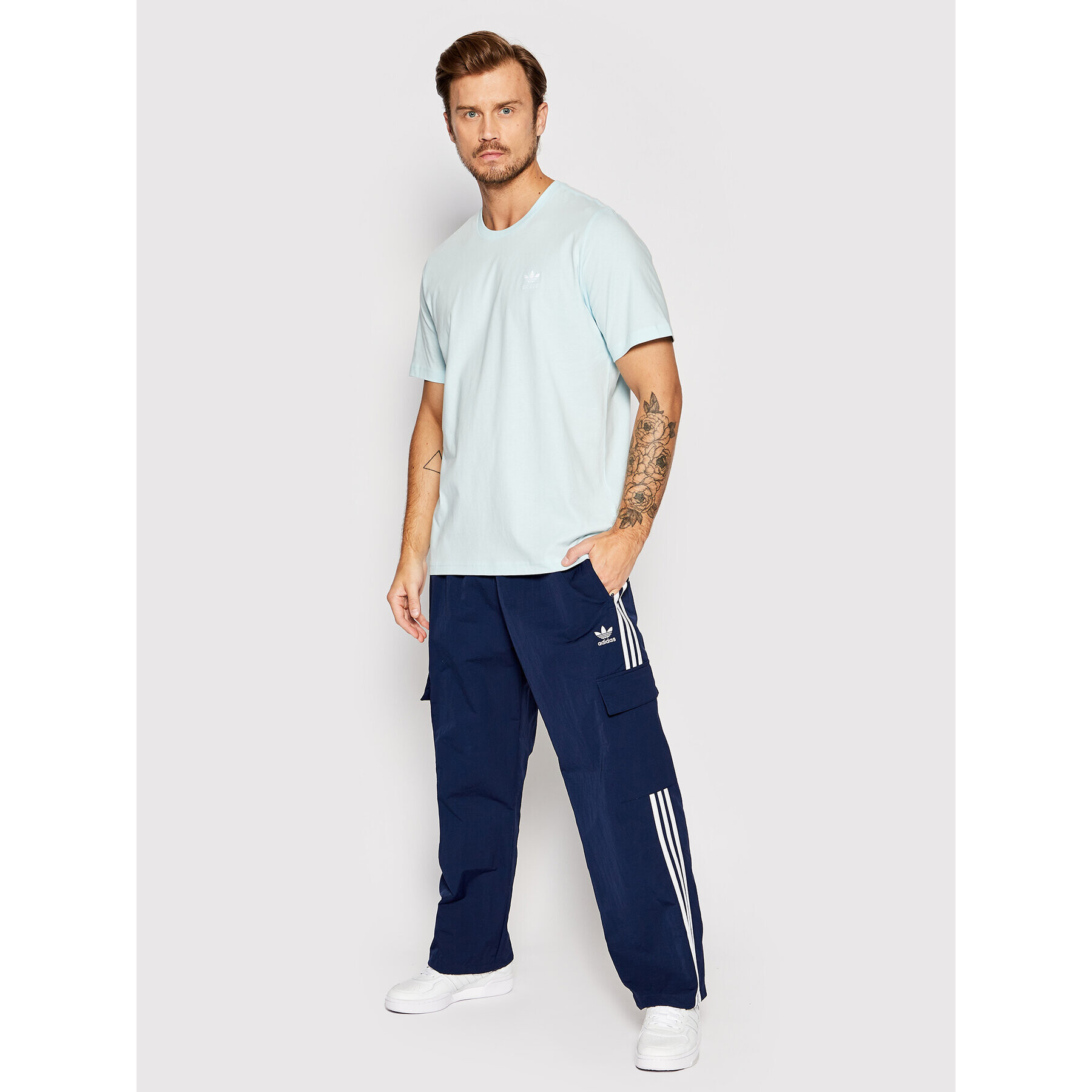 adidas Teplákové kalhoty adicolor 3-Stripes Cargo HN6735 Tmavomodrá Relaxed Fit - Pepit.cz