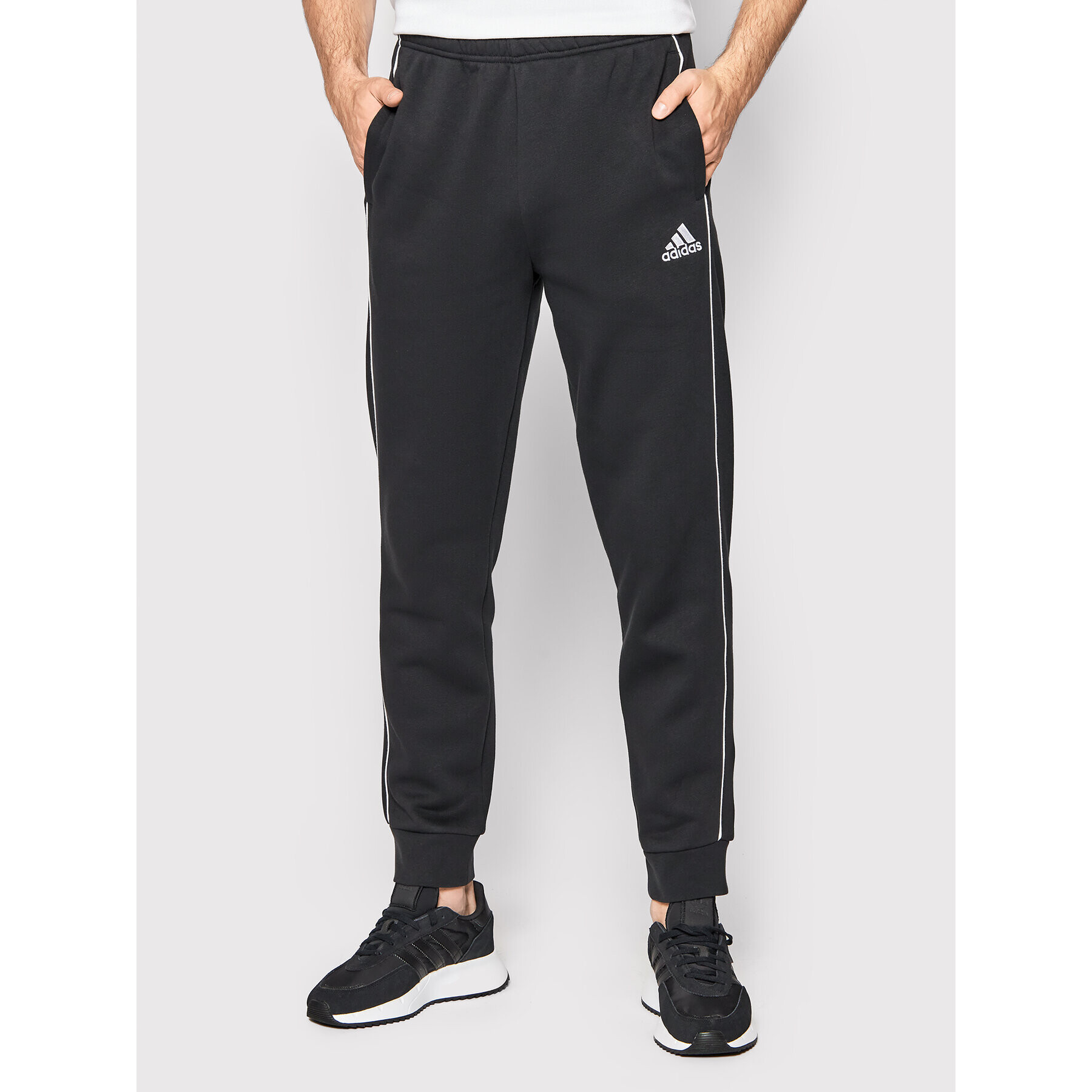 adidas Teplákové kalhoty Core 18 CE9074 Černá Regular Fit - Pepit.cz