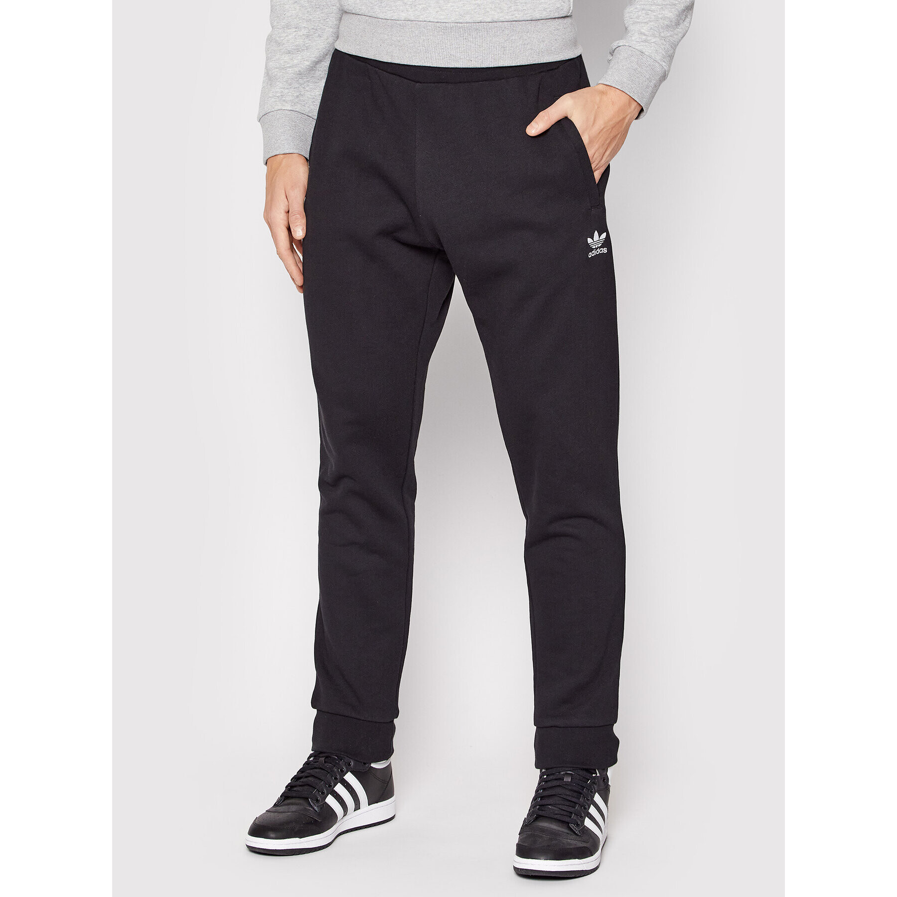 adidas Teplákové kalhoty Essentials HC5126 Černá Slim Fit - Pepit.cz