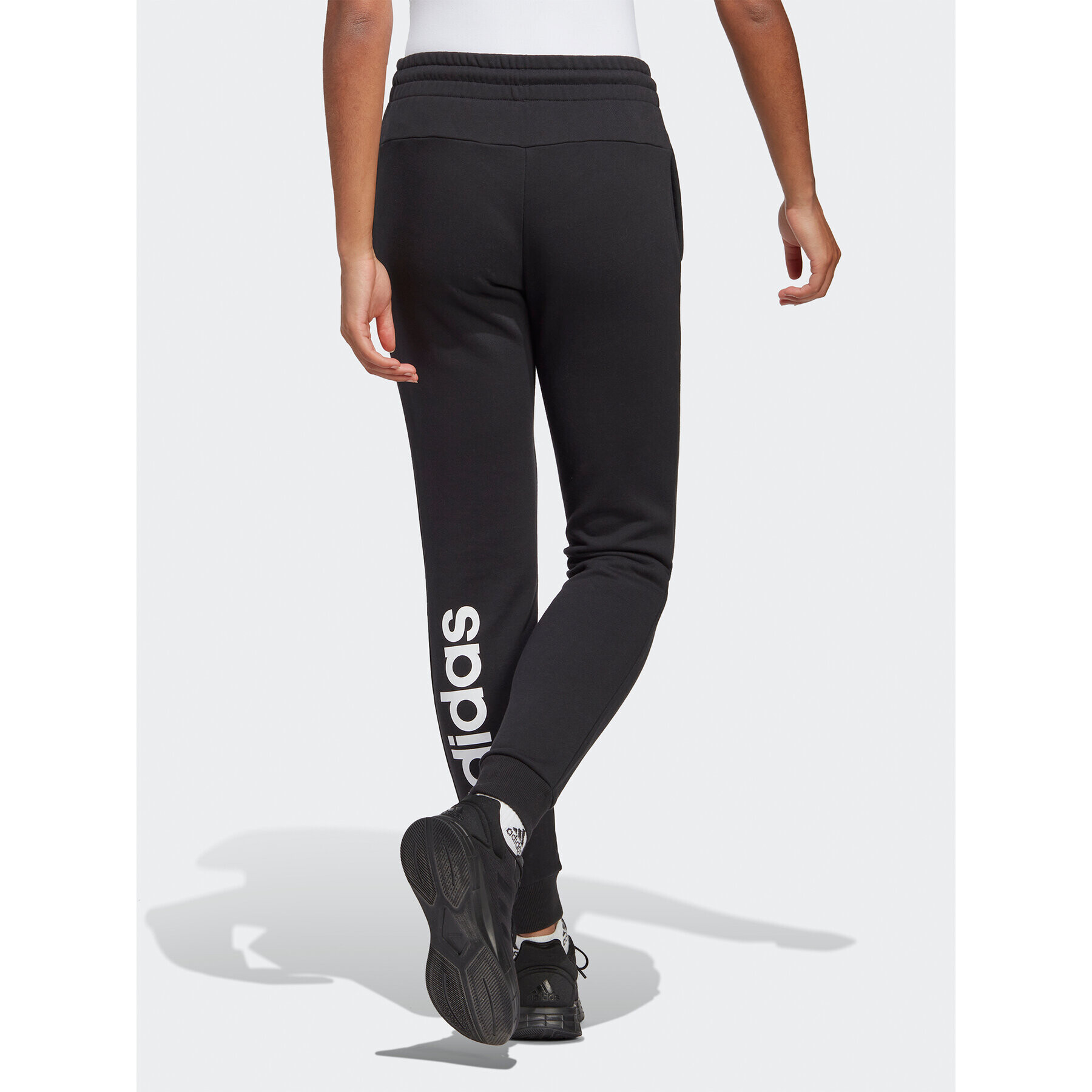 adidas Teplákové kalhoty Essentials Linear French Terry Cuffed Joggers IC6868 Černá Slim Fit - Pepit.cz