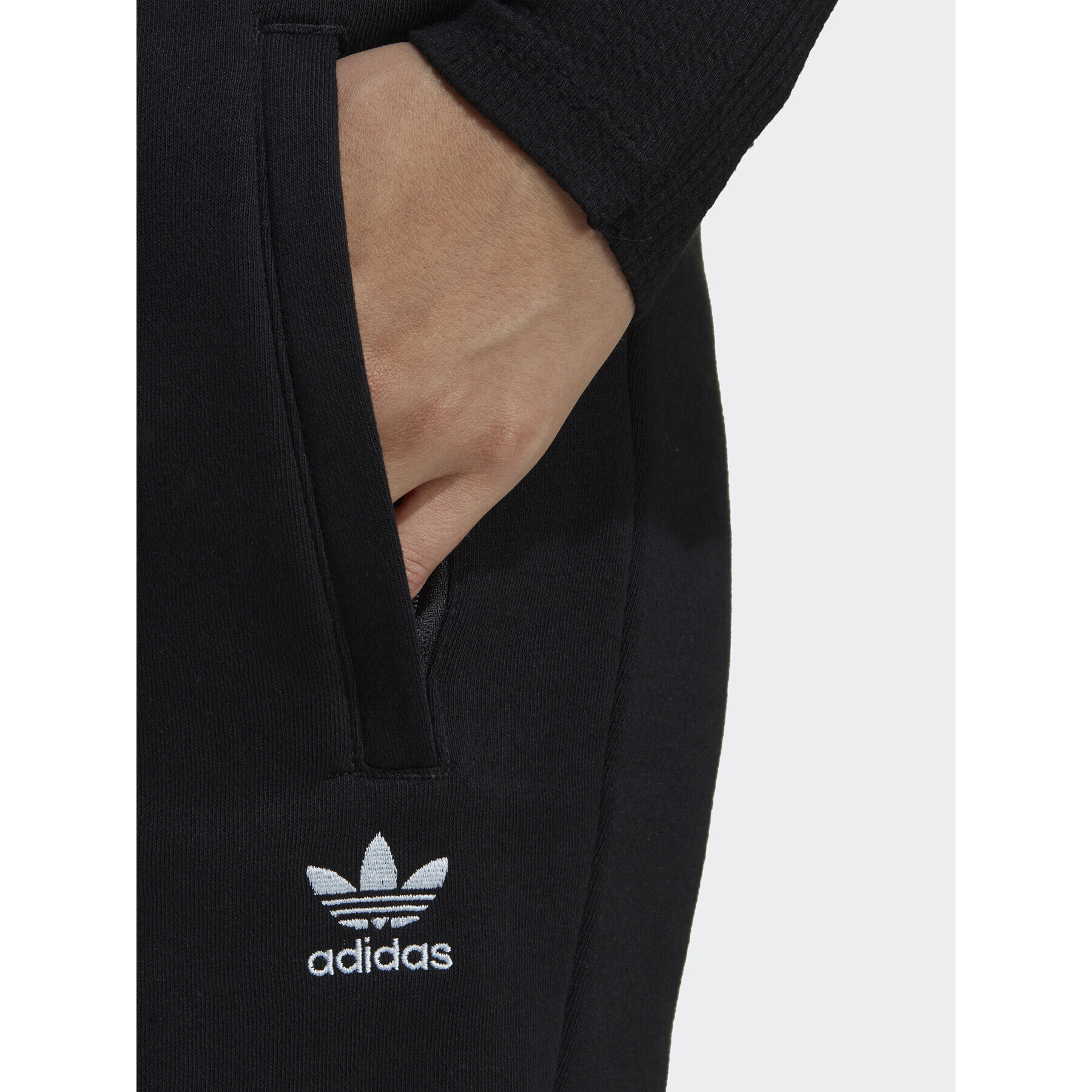 adidas Teplákové kalhoty IA6457 Černá Regular Fit - Pepit.cz