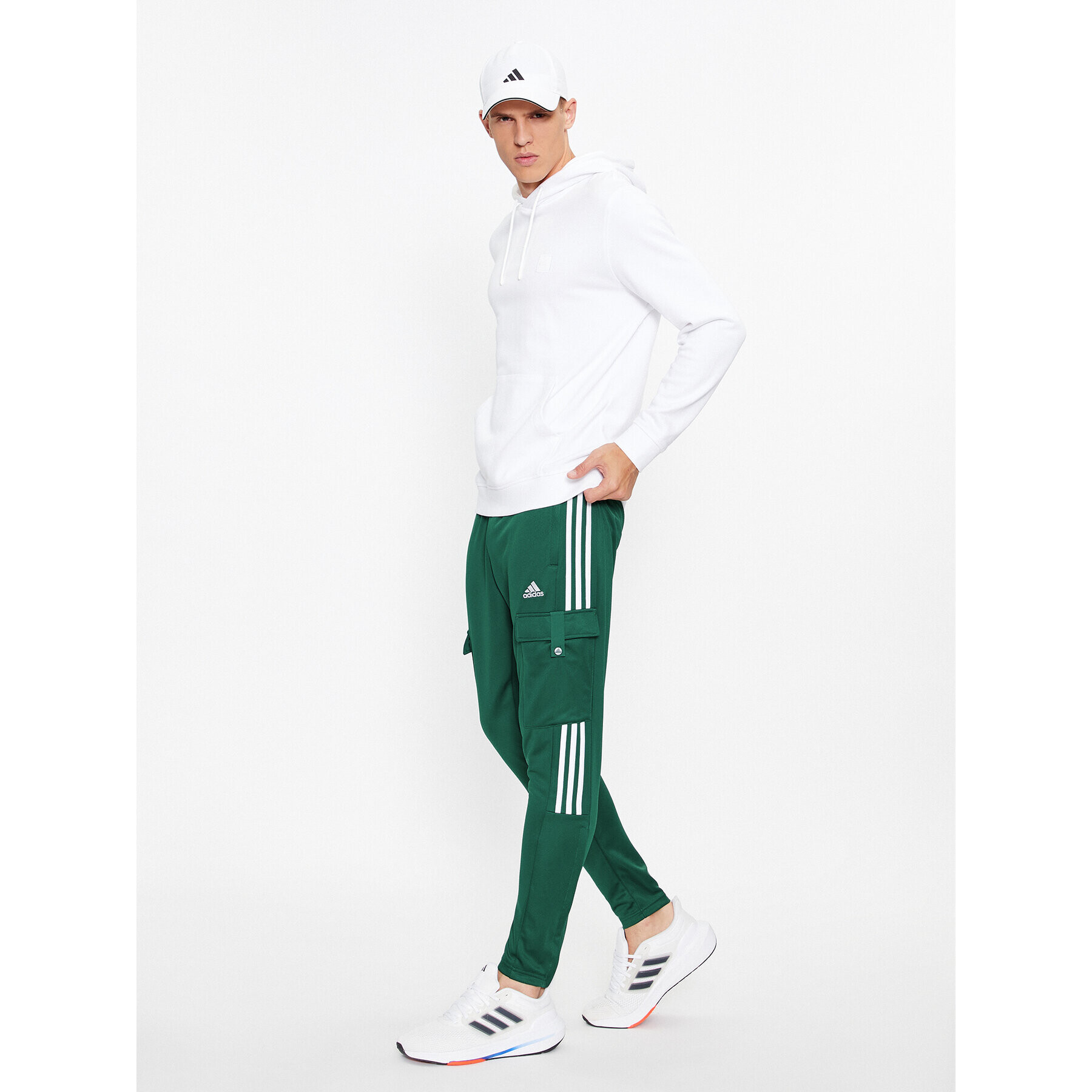 adidas Teplákové kalhoty IM2918 Zelená Regular Fit - Pepit.cz