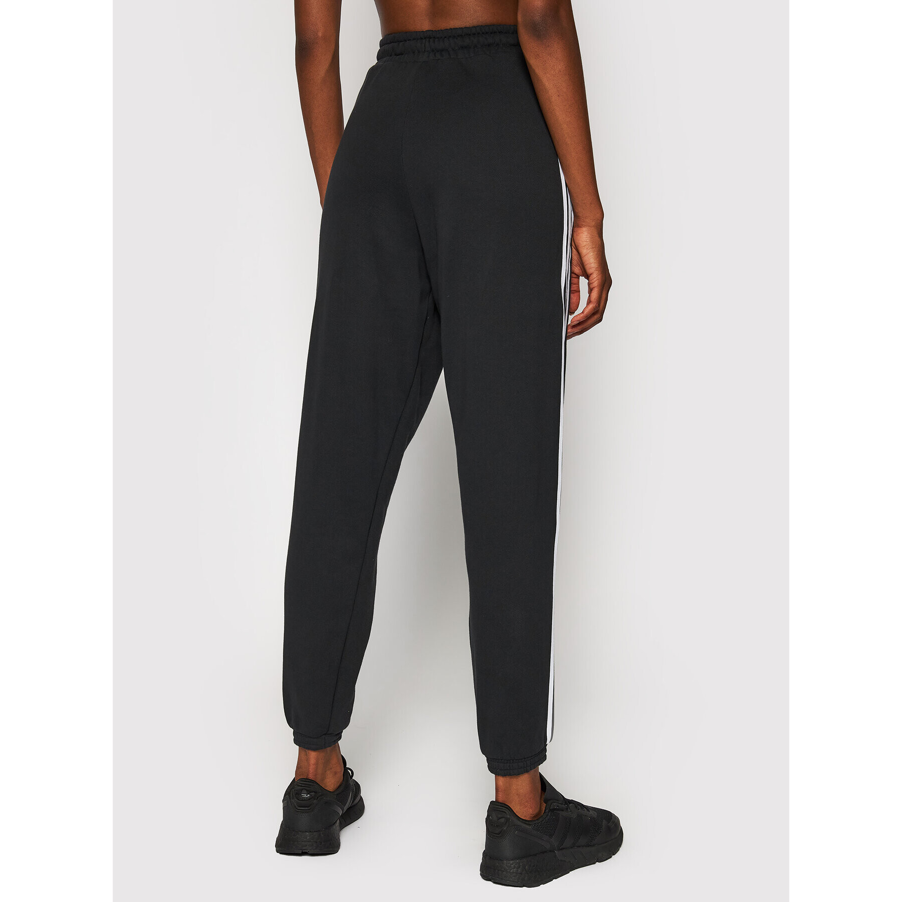 adidas Teplákové kalhoty Jogger GD2260 Černá Regular Fit - Pepit.cz