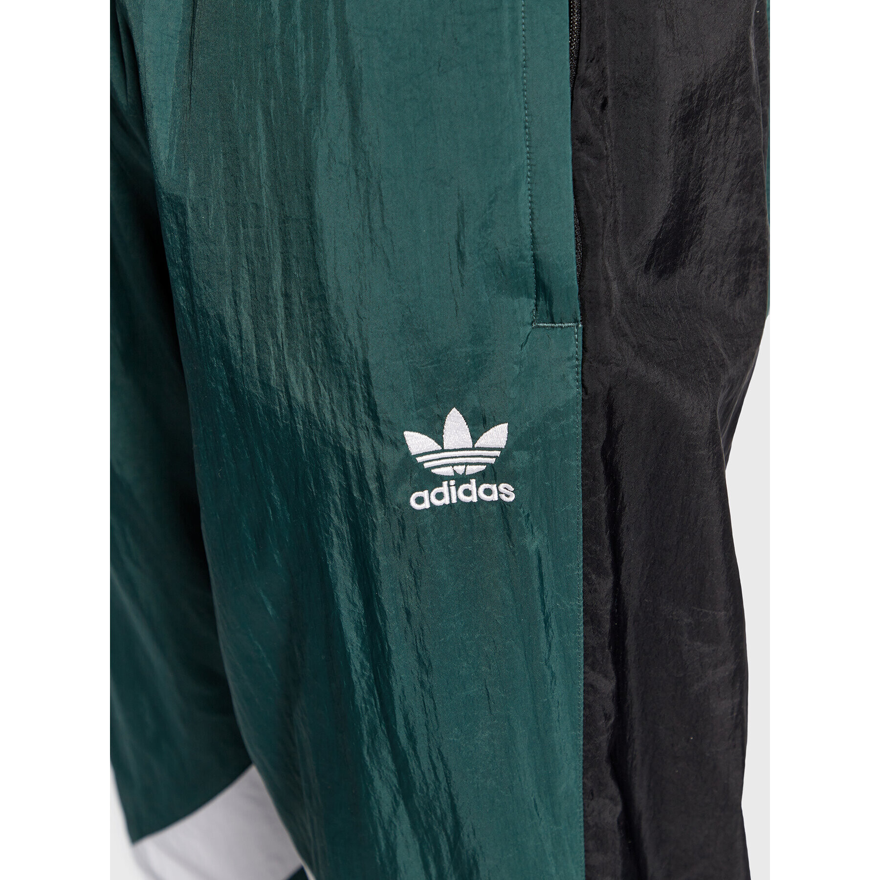 adidas Teplákové kalhoty Rekive HK7324 Zelená Regular Fit - Pepit.cz