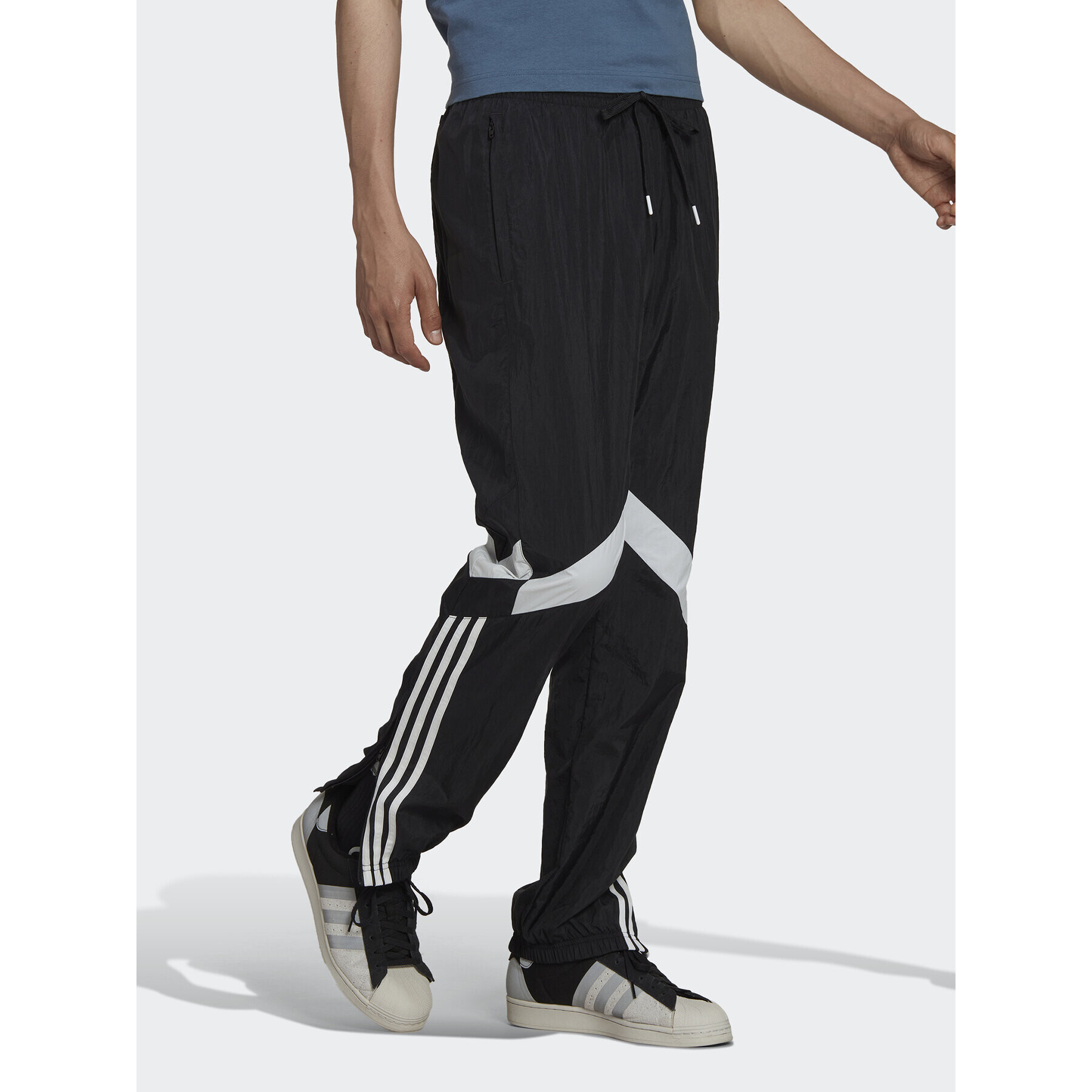 adidas Teplákové kalhoty Rekive HK7325 Černá Regular Fit - Pepit.cz