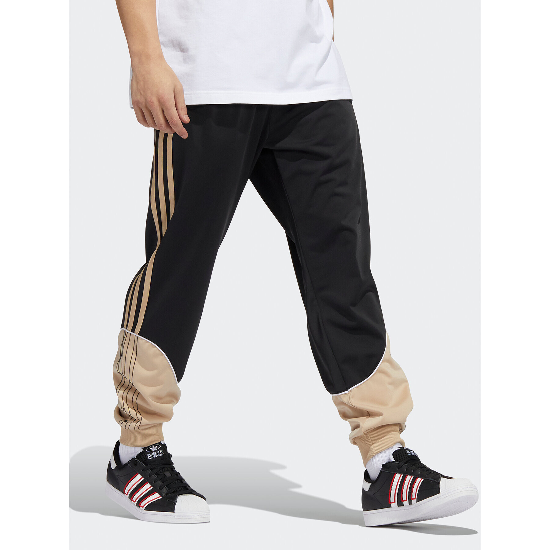 adidas Teplákové kalhoty Tricot Sst HI3004 Černá Regular Fit - Pepit.cz