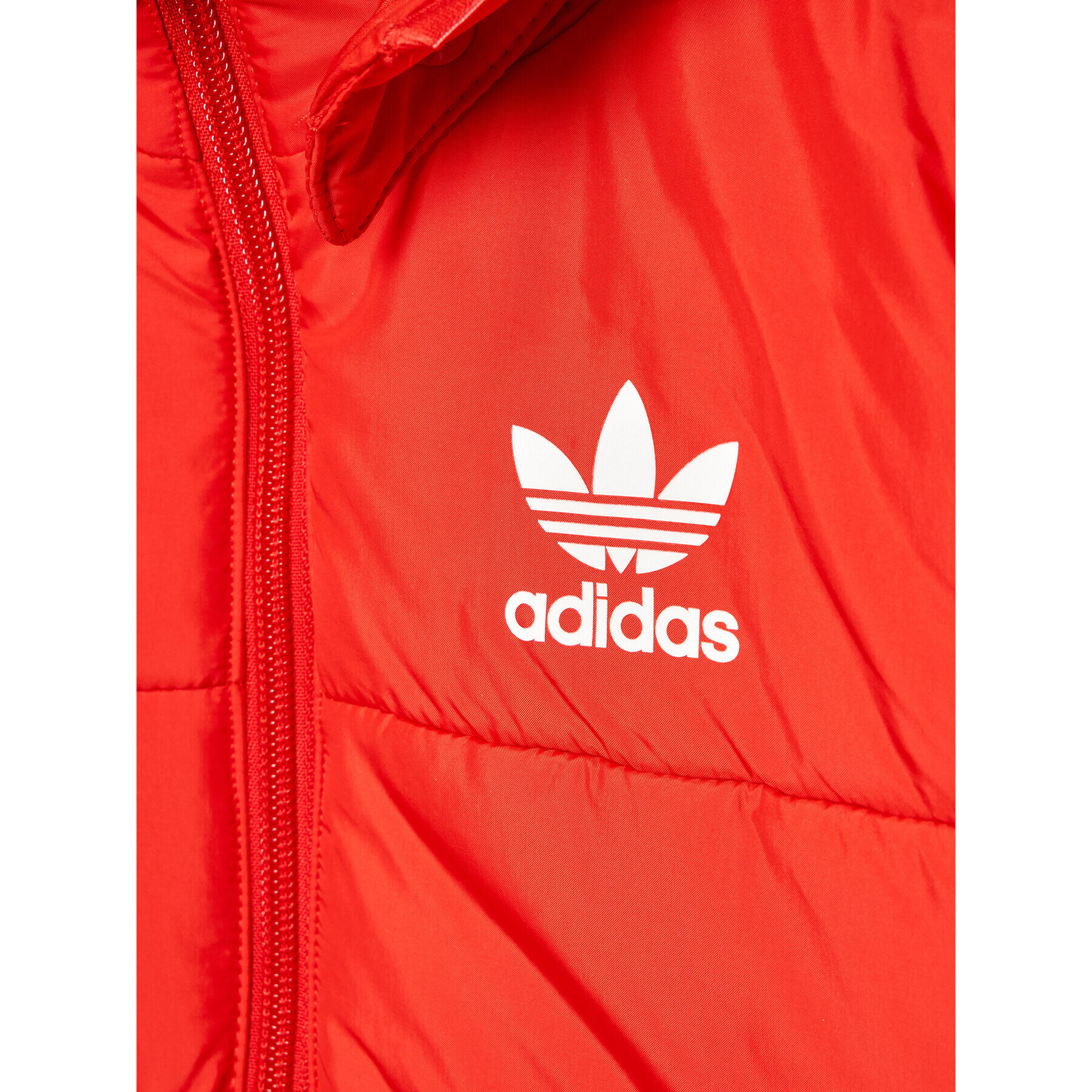 adidas Vatovaná bunda adicolor HK0387 Červená Regular Fit - Pepit.cz