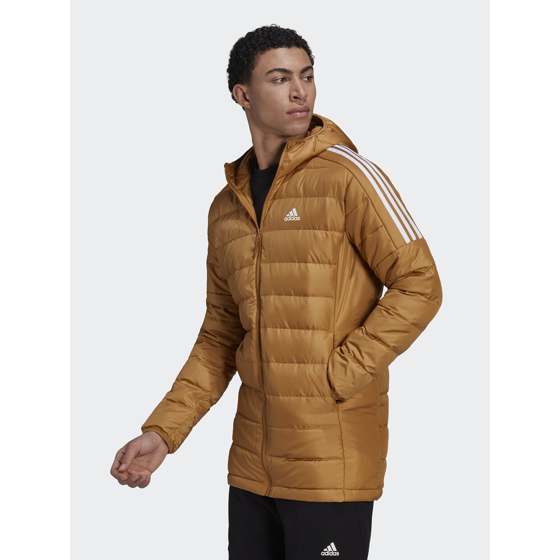 adidas Vatovaná bunda Essentials Down HK4644 Žlutá Slim Fit - Pepit.cz