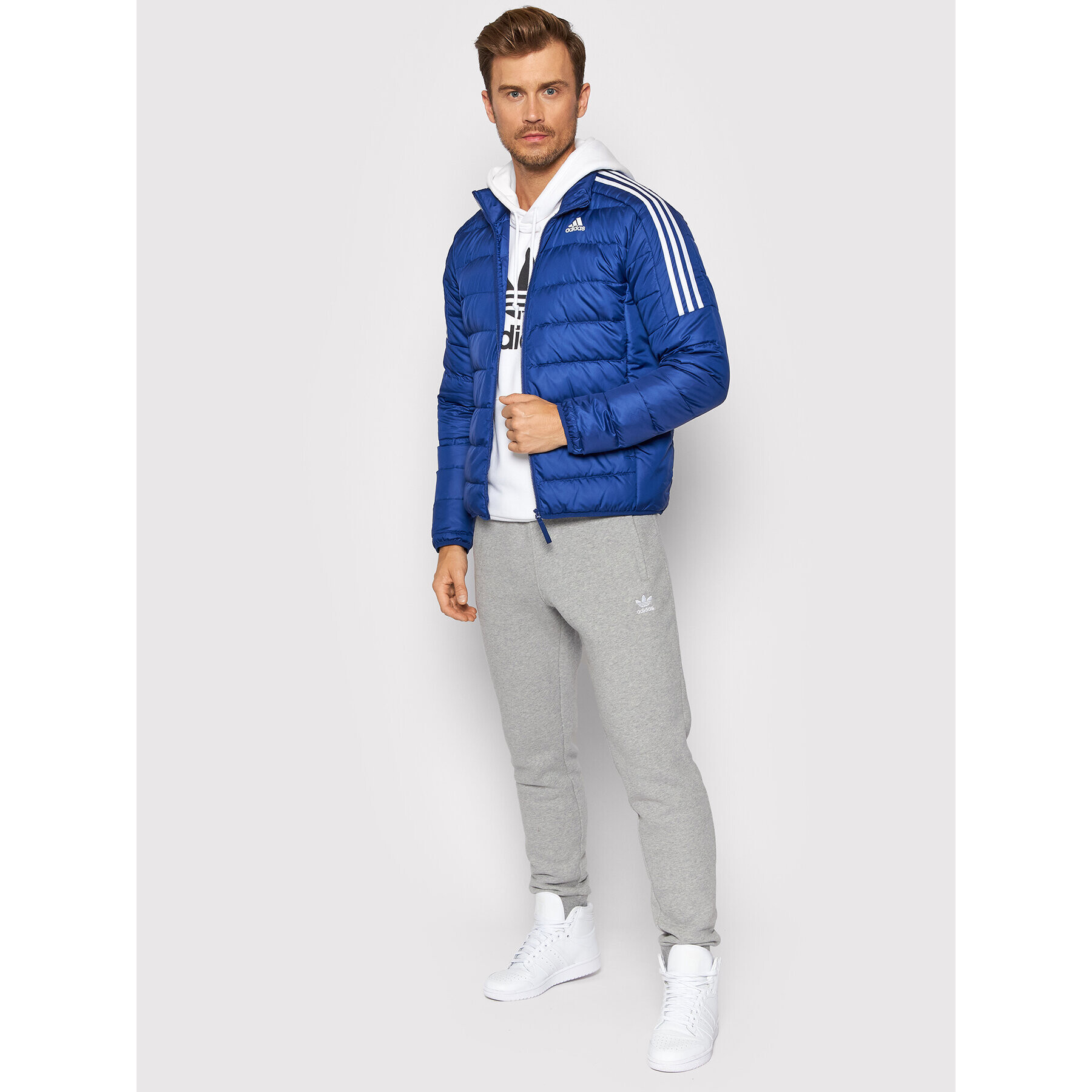 adidas Vatovaná bunda Essentials GT9173 Tmavomodrá Slim Fit - Pepit.cz