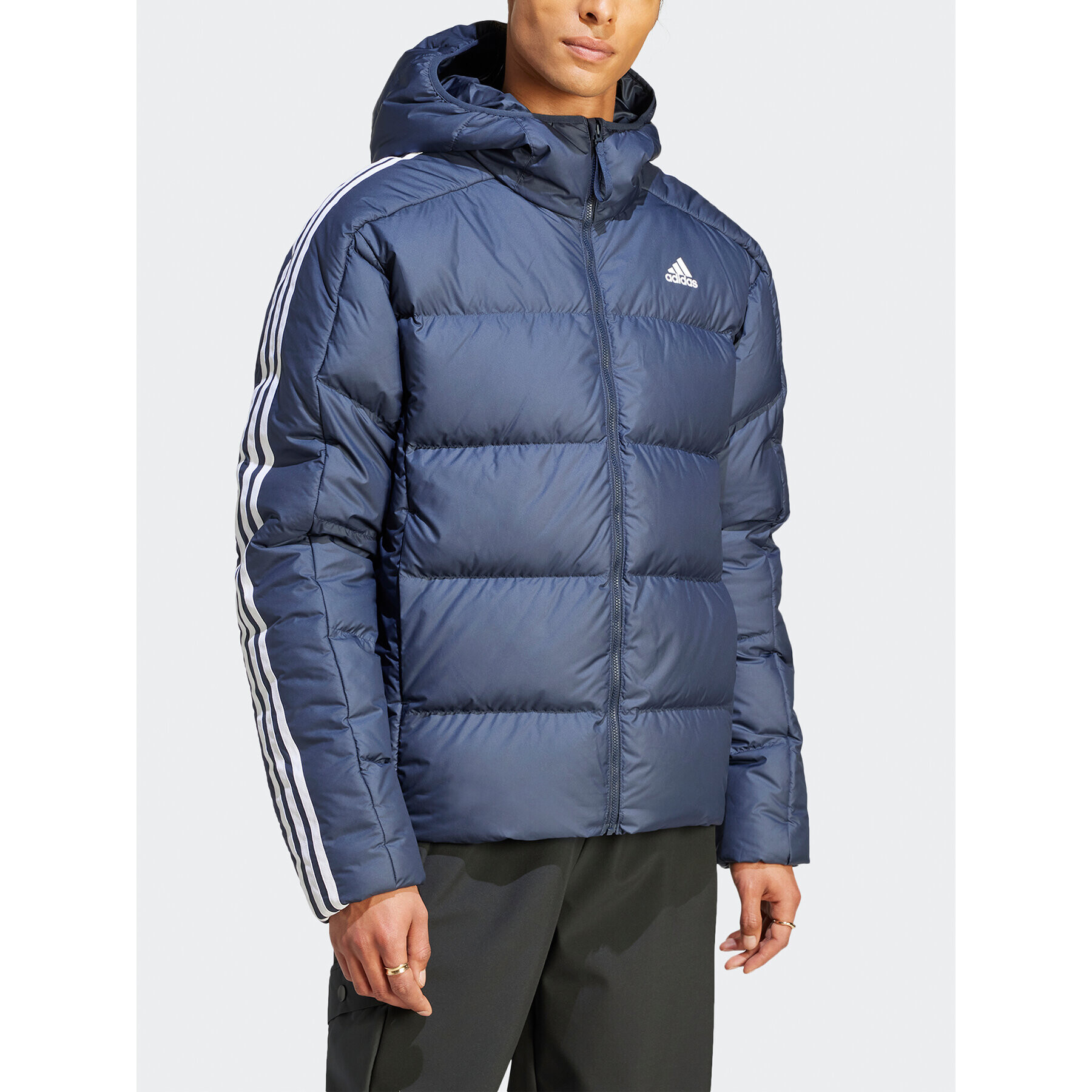 adidas Vatovaná bunda Essentials Midweight Down IK3213 Tmavomodrá Regular Fit - Pepit.cz