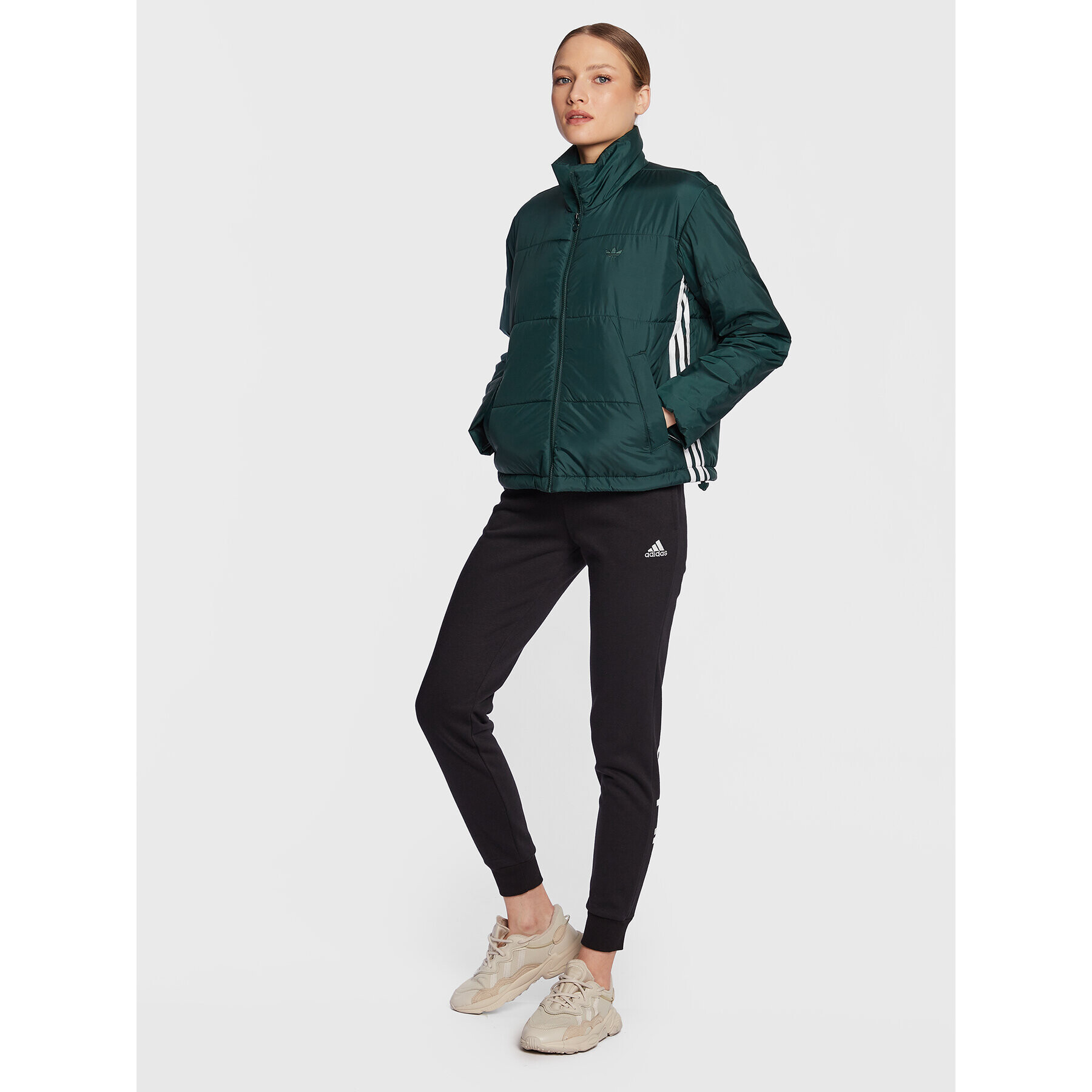 adidas Vatovaná bunda HK5254 Zelená Loose Fit - Pepit.cz