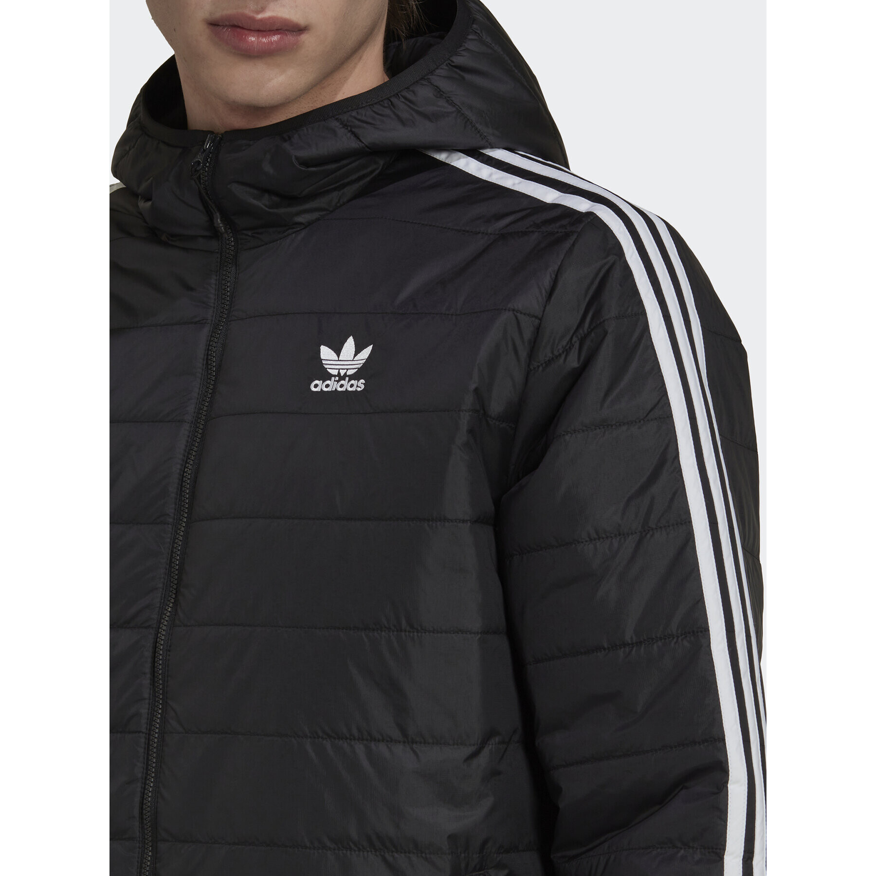 adidas Vatovaná bunda HM2461 Černá Regular Fit - Pepit.cz