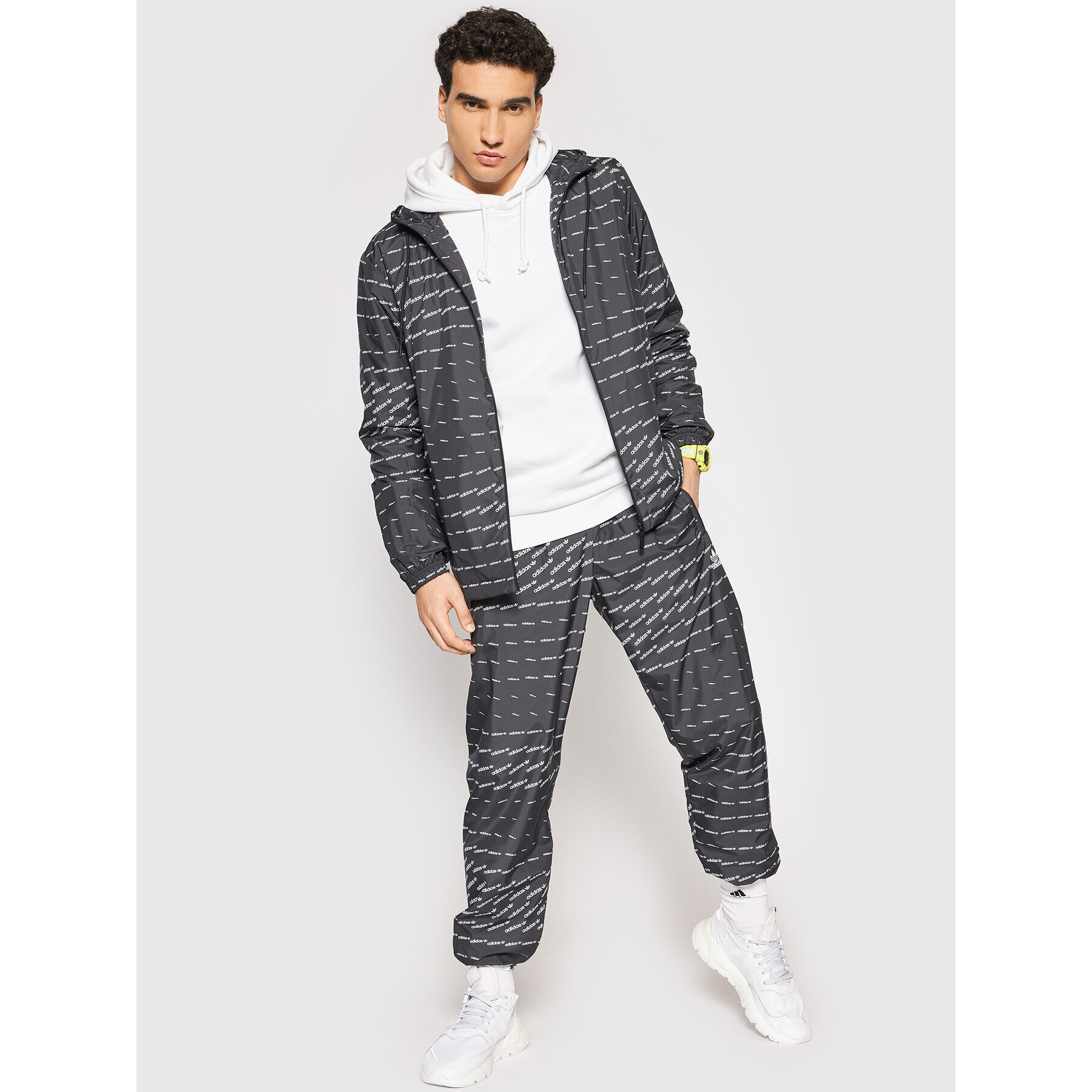 adidas Větrovka Graphics Monogram H13490 Černá Regular Fit - Pepit.cz