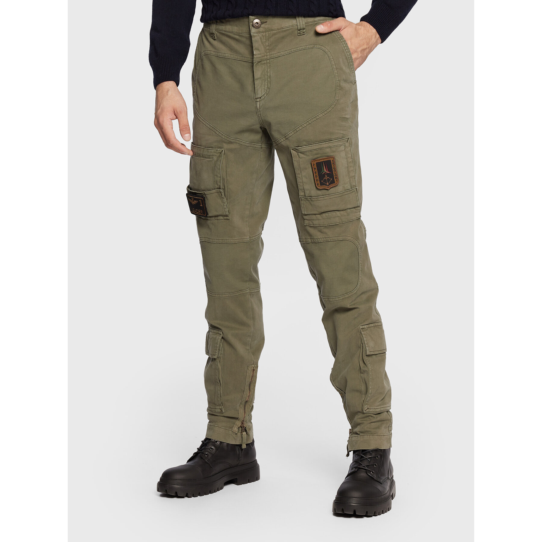 Aeronautica Militare Kalhoty z materiálu 222PA939CT83 Zelená Regular Fit - Pepit.cz