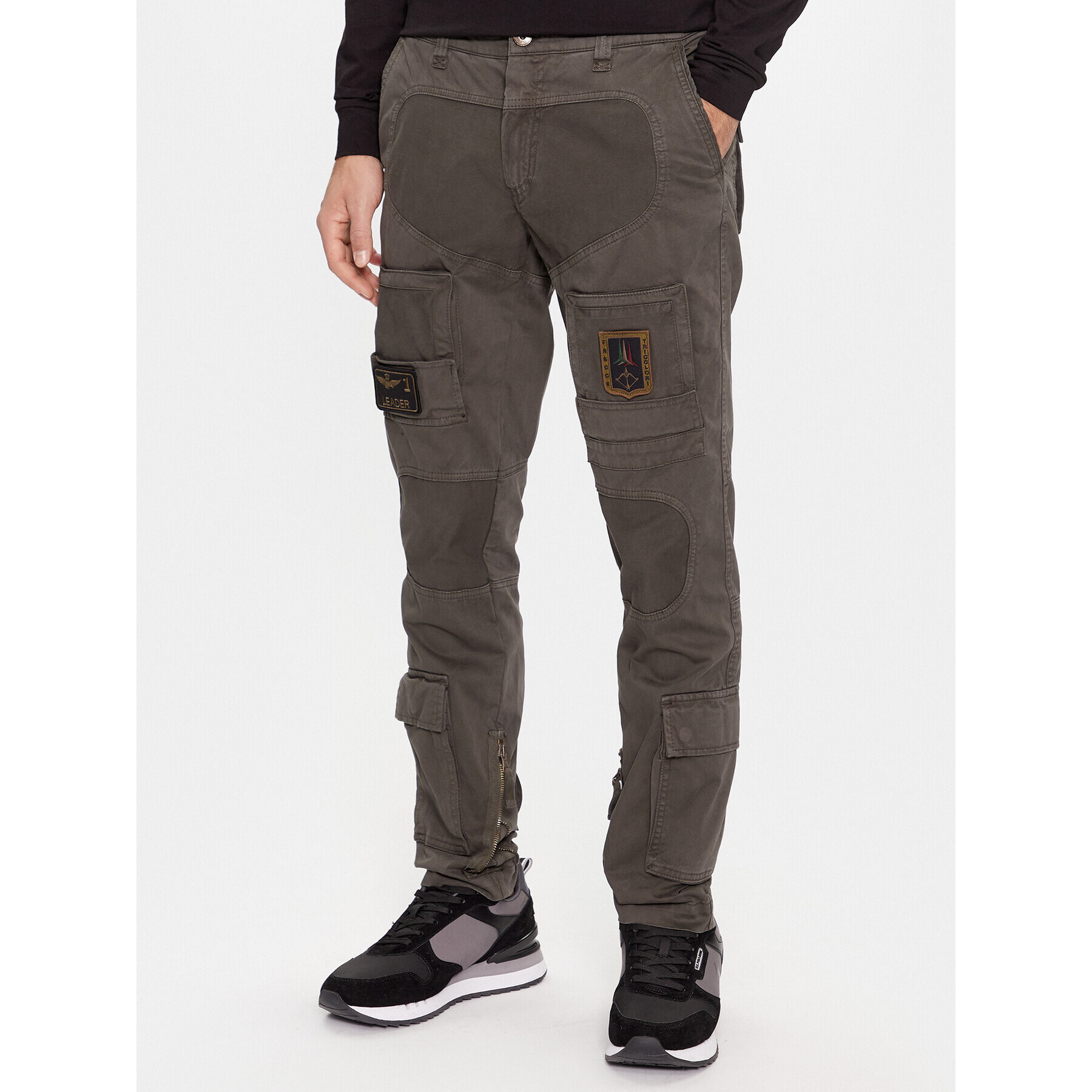 Aeronautica Militare Kalhoty z materiálu 232PA1557CT3170 Khaki Regular Fit - Pepit.cz